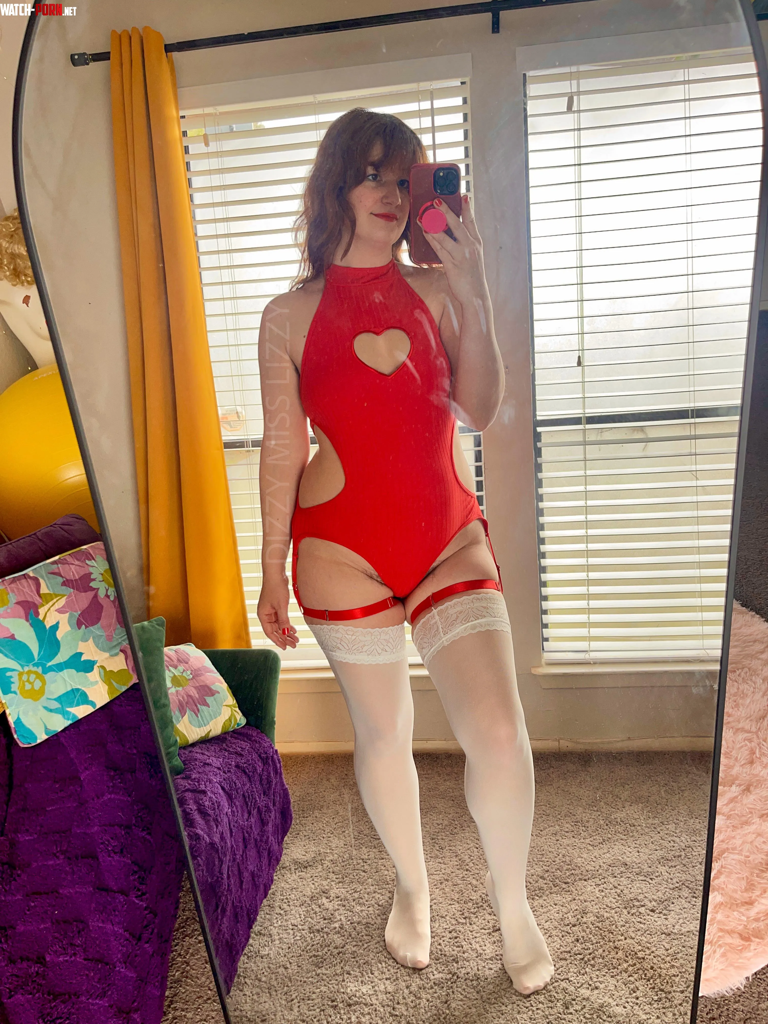 F38. You like or do you need to see it from behind? by dizzymisslizzyxoxo