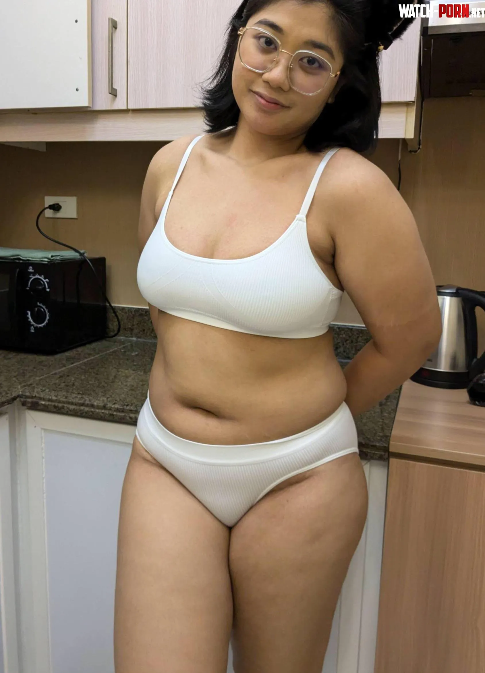Would you fuck a 30yo thick asian? by SinfulWinnk