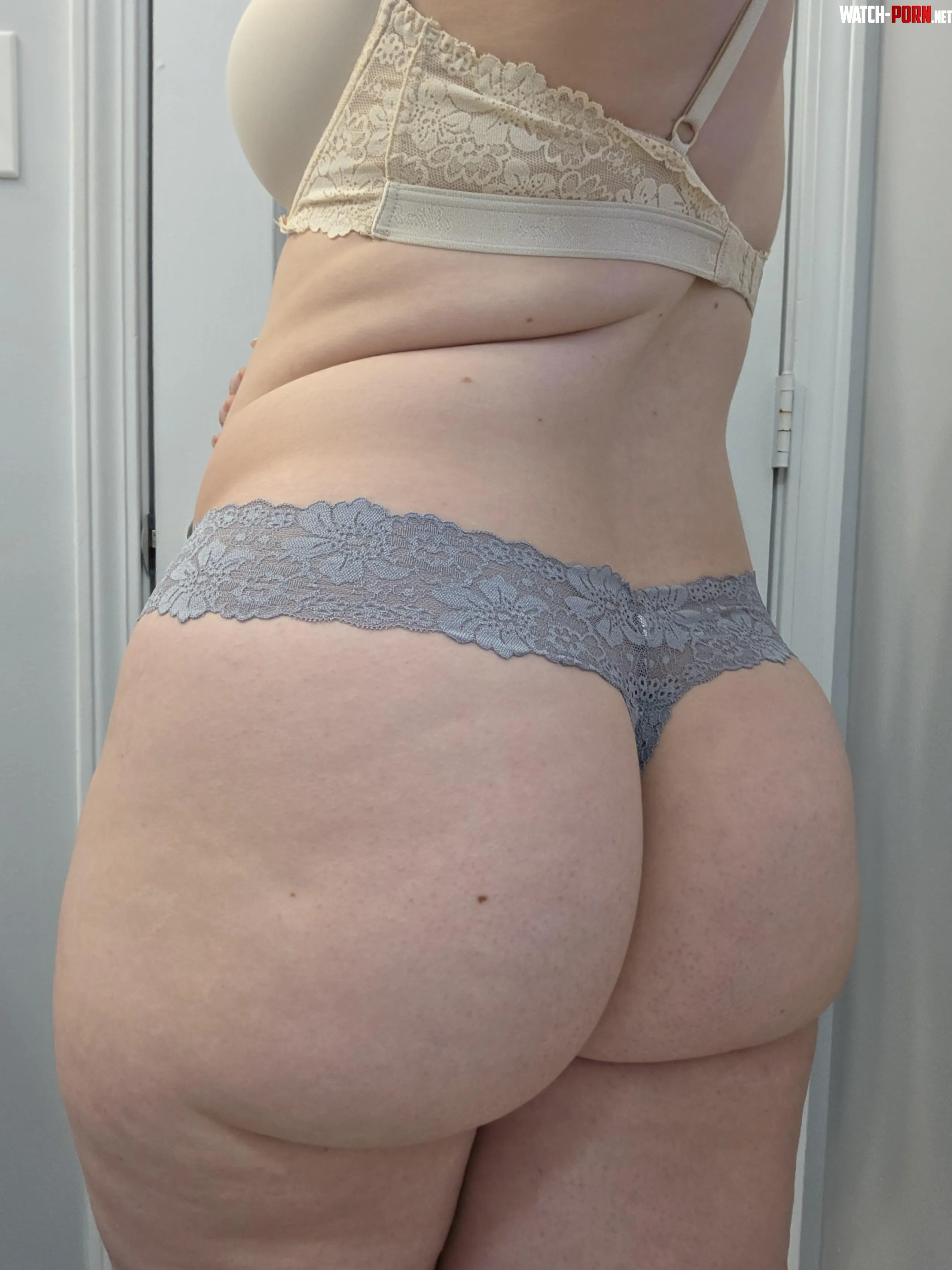 Afternoon snack? by Similar-Average4285