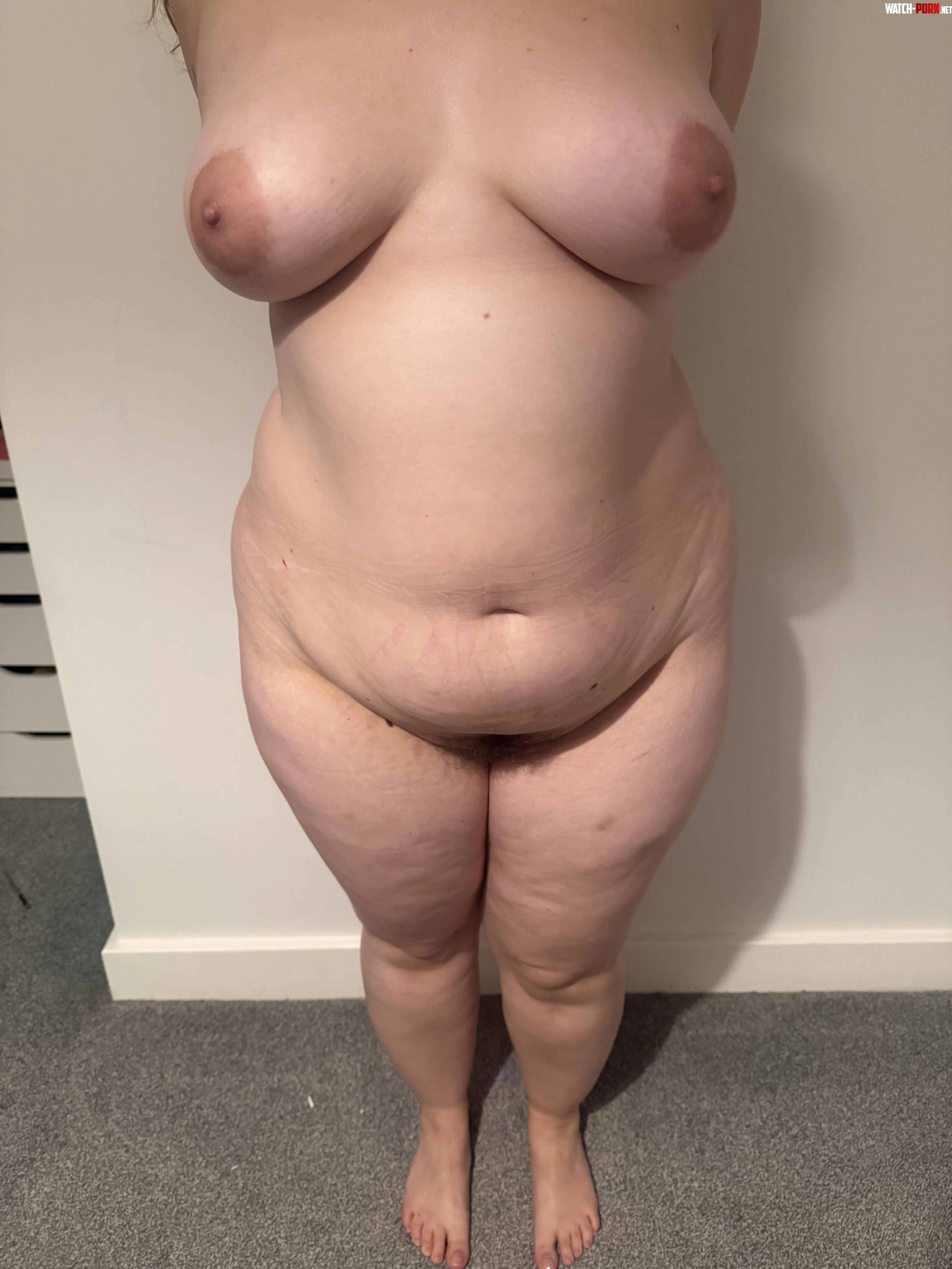 Do you think my body is attractive by Lilylove2003