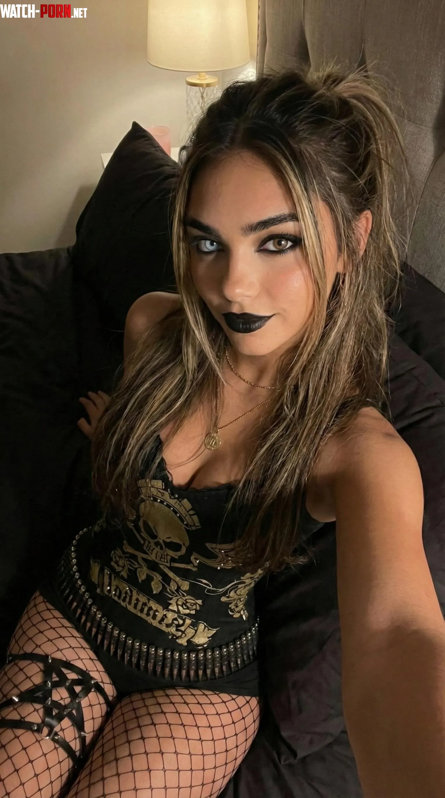 Am I to your liking? by sofia_elna