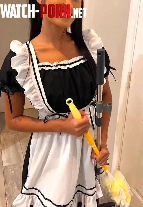 If your maid is this hot, you have to fuck 🥵 by sunshinemaidxo