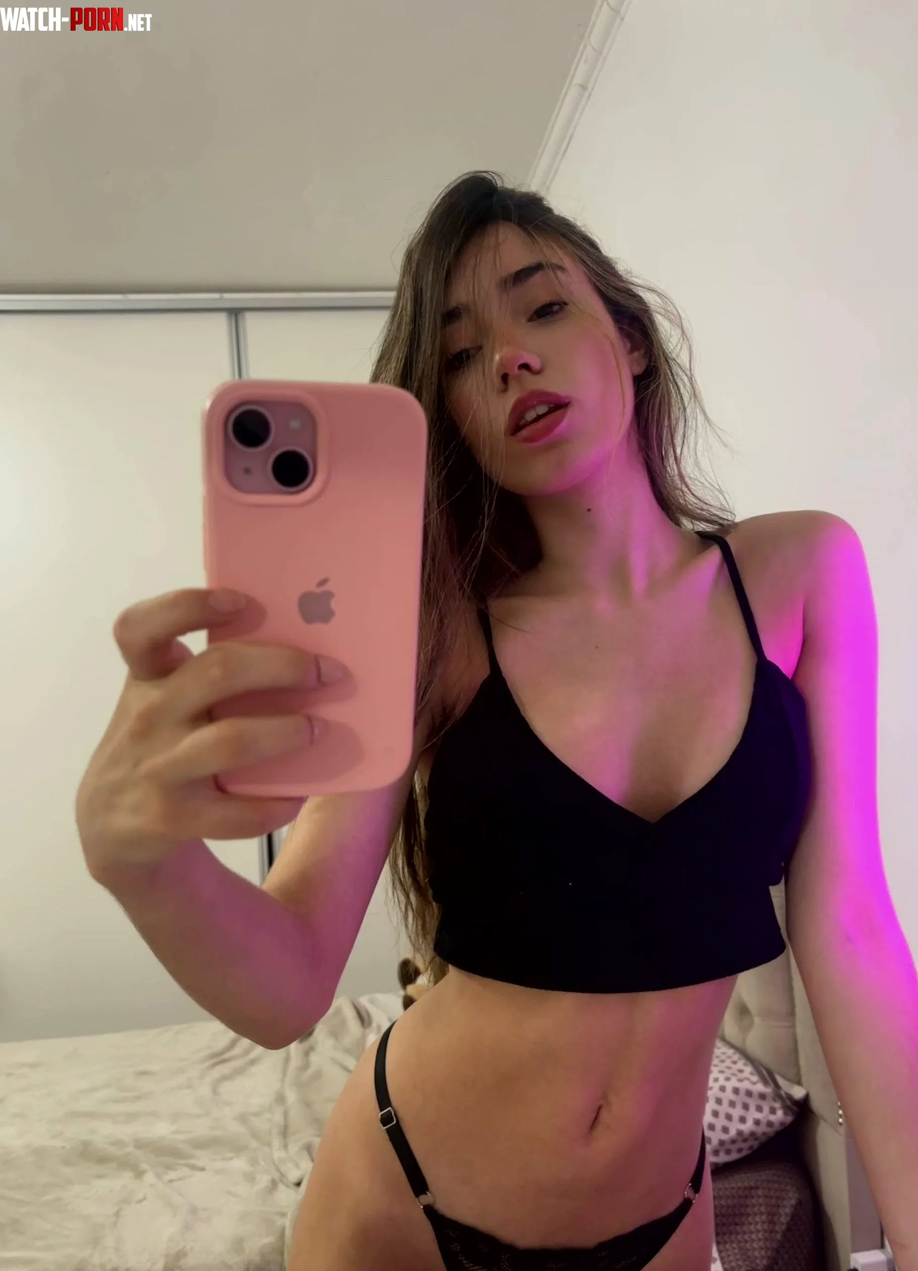 what my discord and reddit friends see :o by NightPulsess