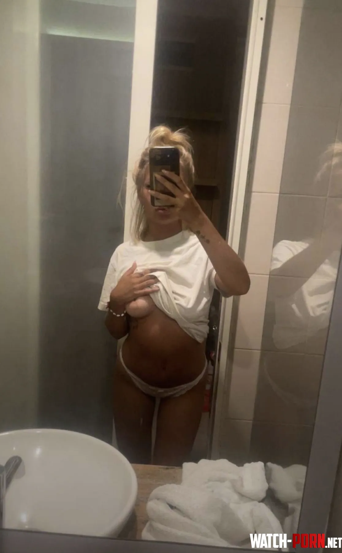 behöver nått stort o hårt i mig nu.. by Roligtjej32