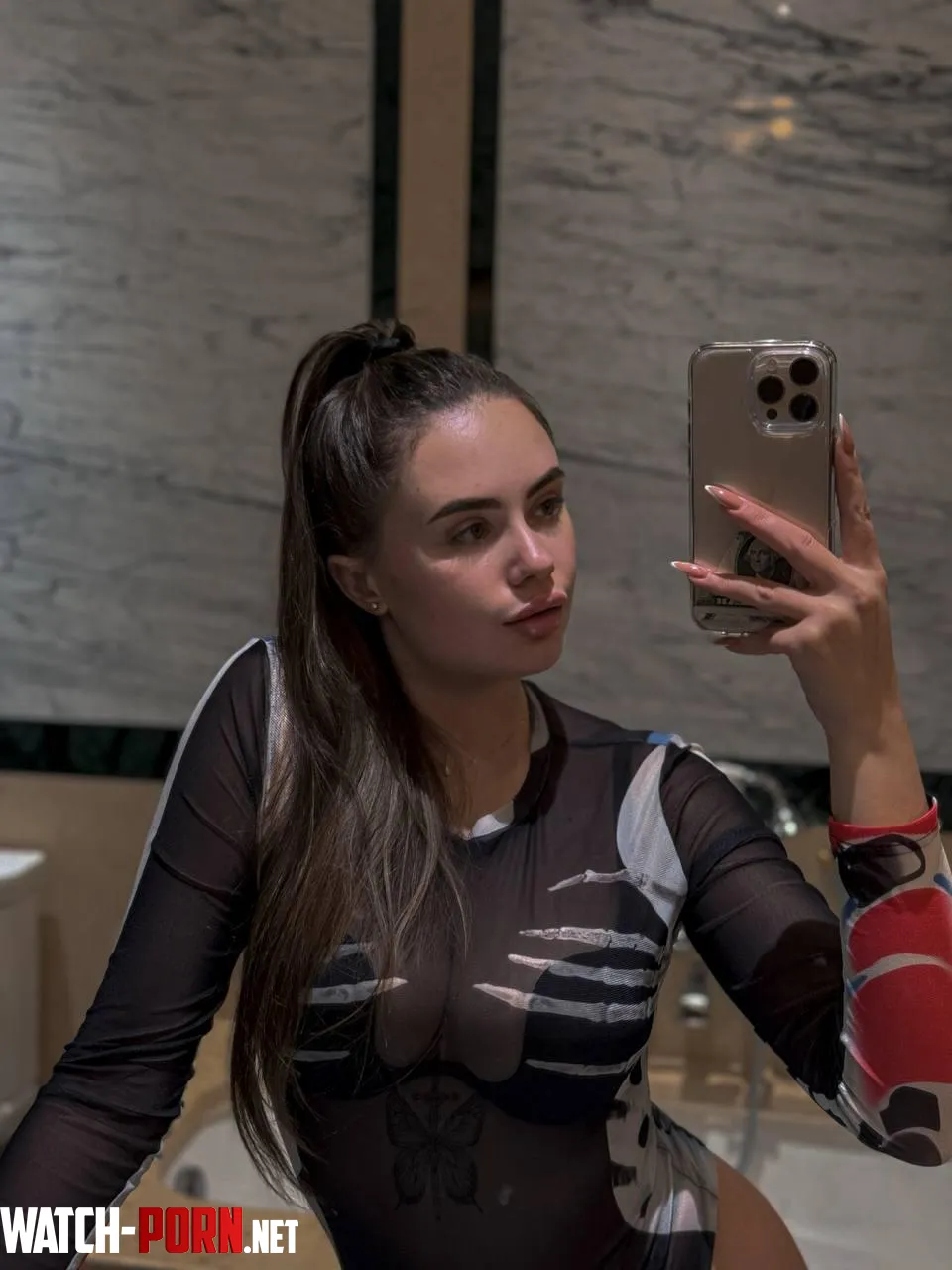 Feeling lonely and horny 😏 by Soft_Temptation_X