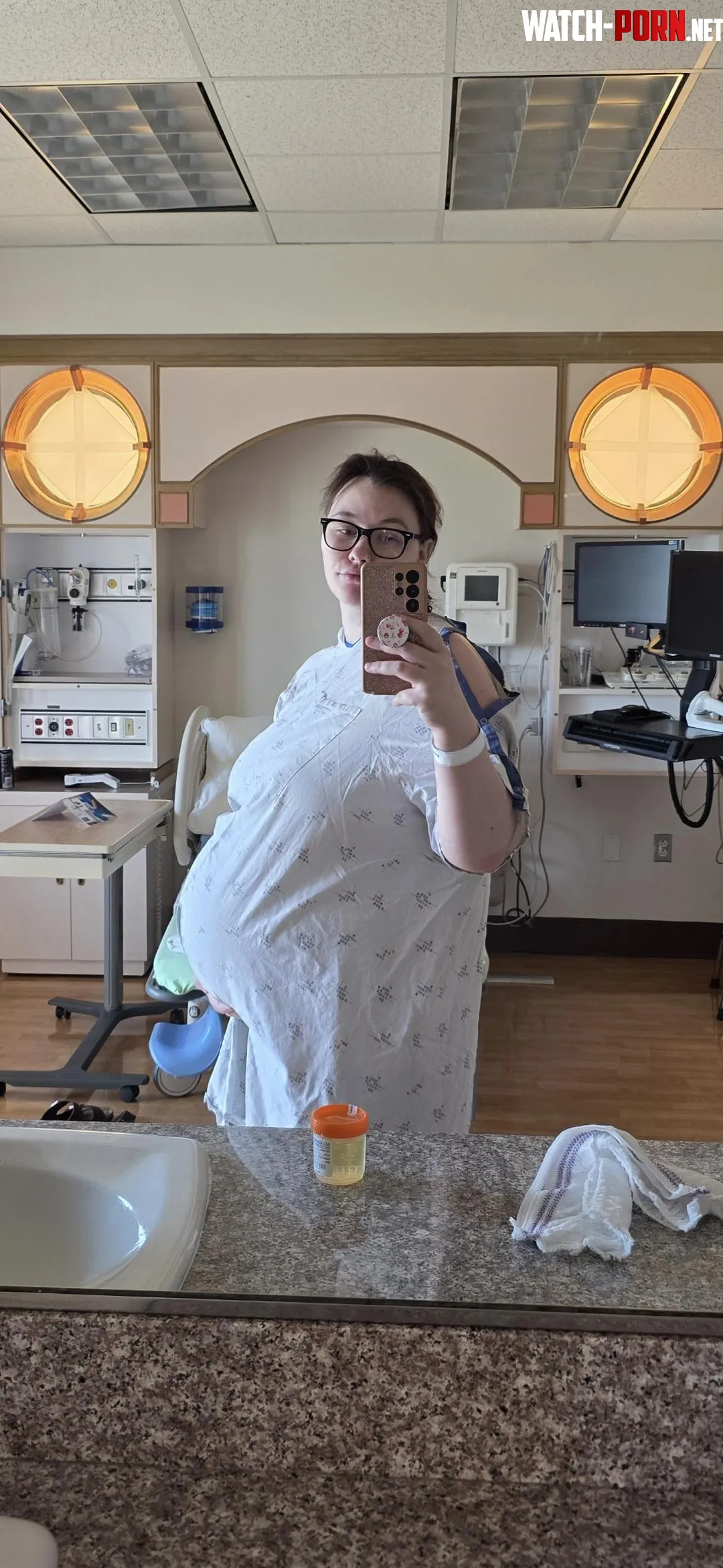 Things have changed, induction starting in the morning so hmu today/tonight! (Pregnant) by footmomof5