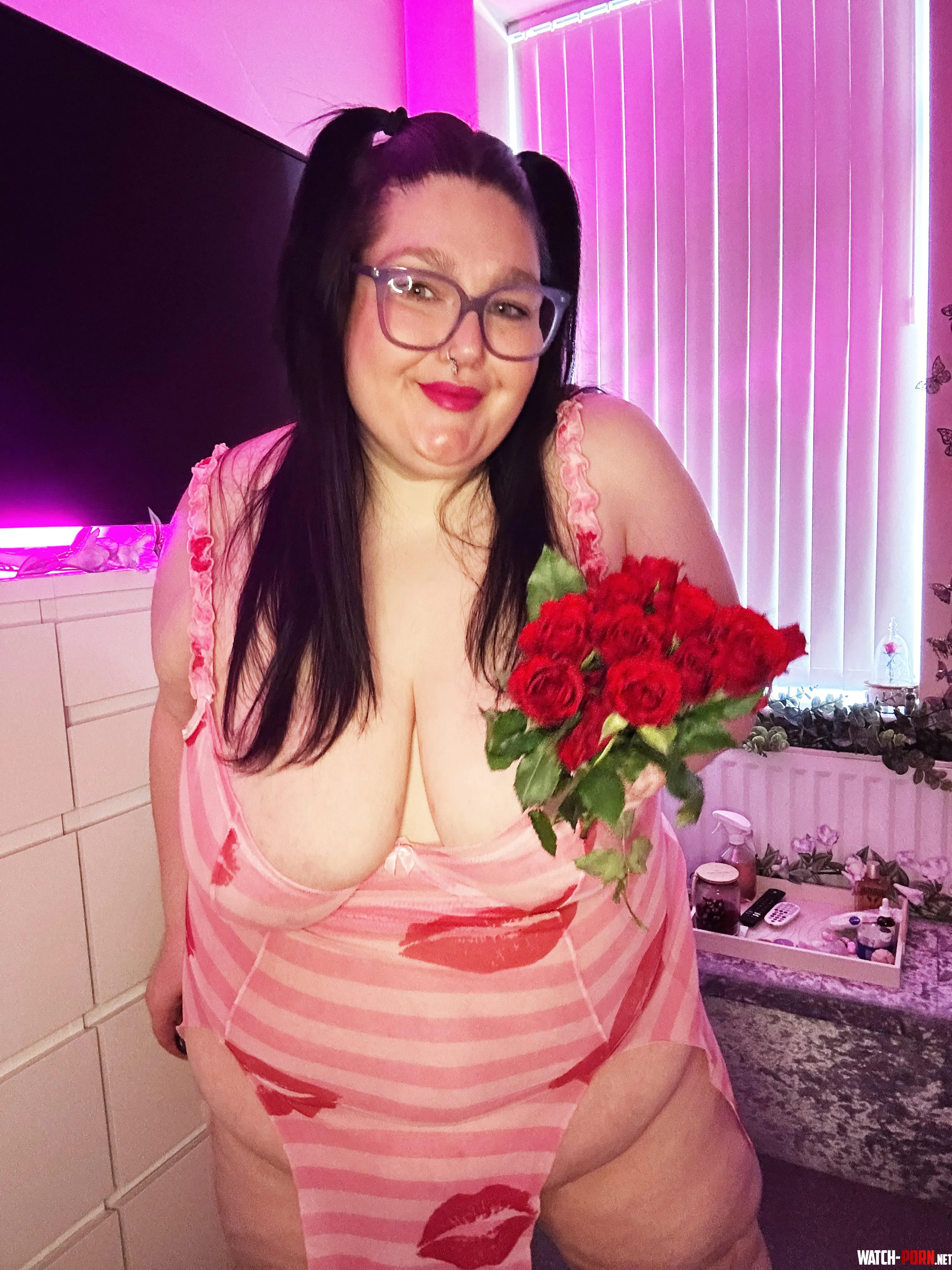 Did you get laid on Valentine’s Day or do you need to fuck me? X by doughydollyuk