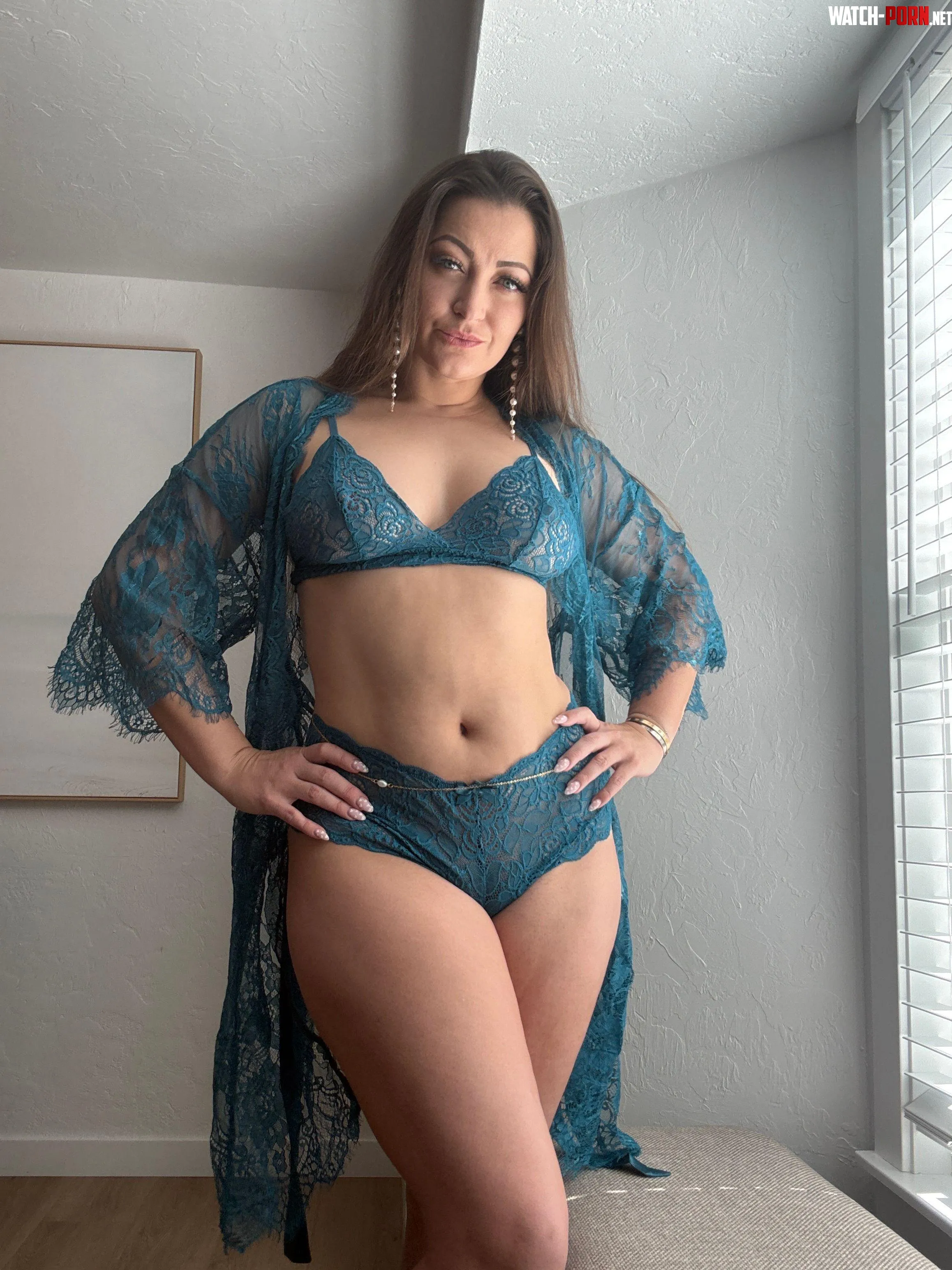 Showing the goods by joniprv2