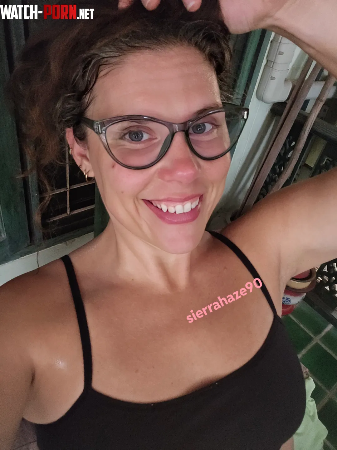 Everything's wet when I'm hot by sierrahaze90