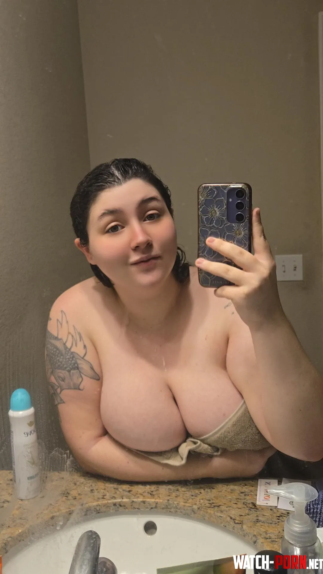 Finally out of the shower 😉 by LovelyGhost1213