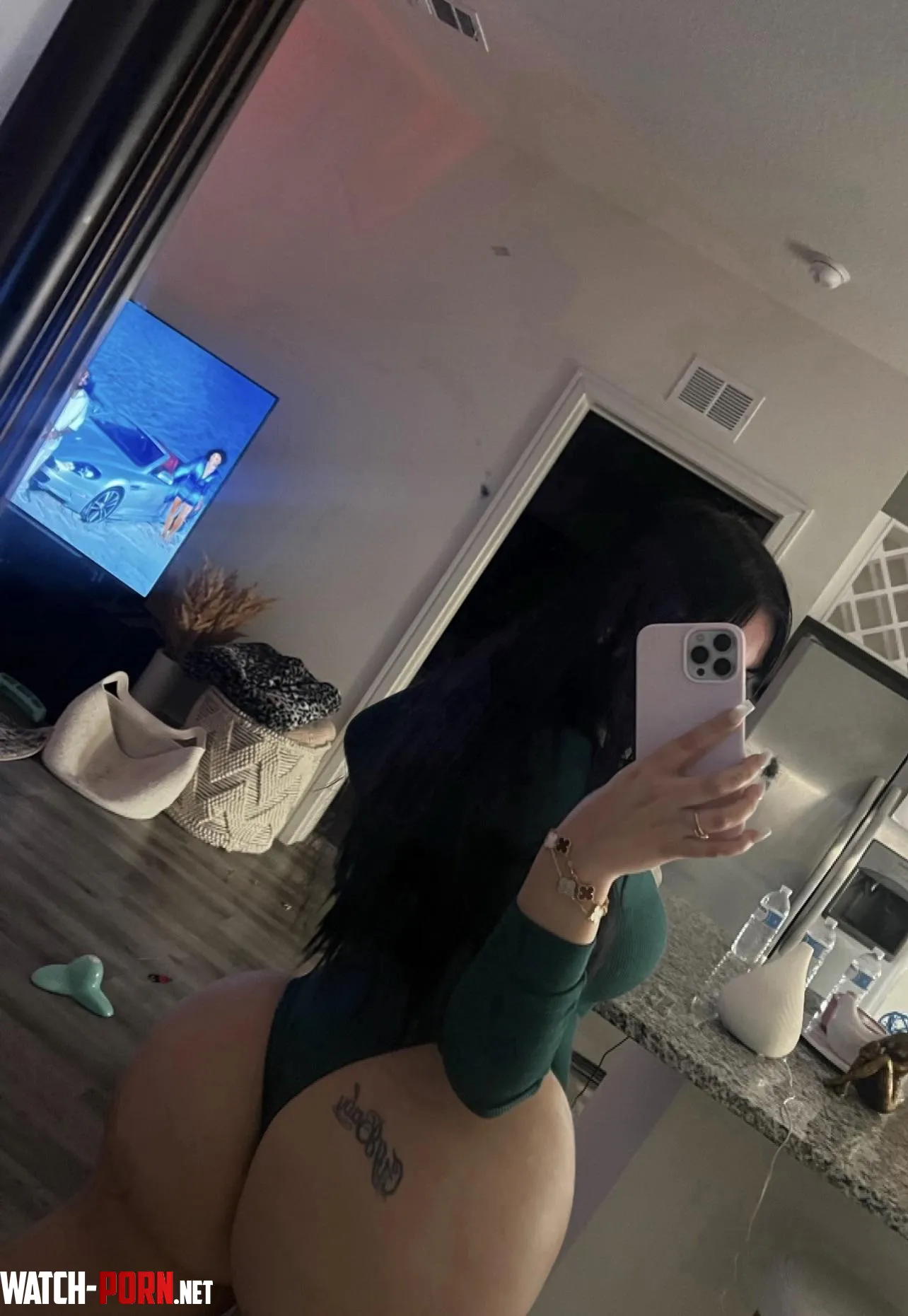 are you into big booty latinas like me? ❤️ by fatbuttkitten