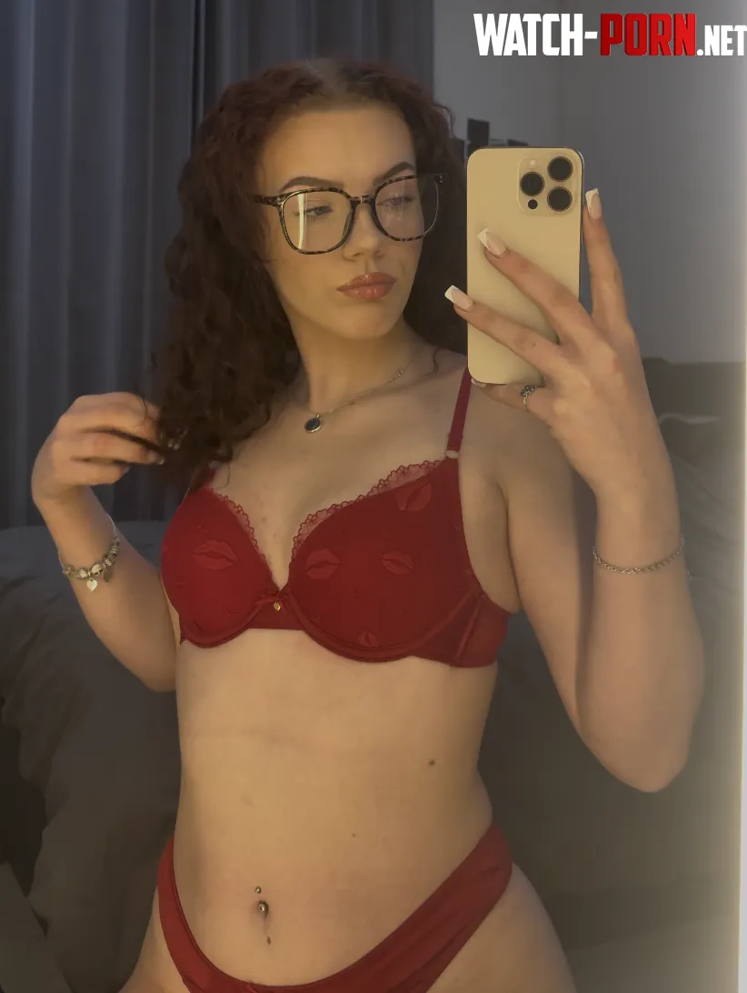 ik im only 19 but ik how to treat u right :) by Financial_Clerk5746