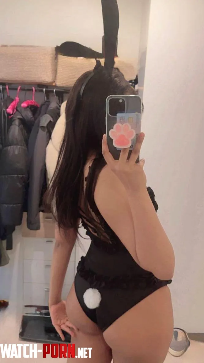 Stannar dräkten på när vi knullar? by Sweetheart_06