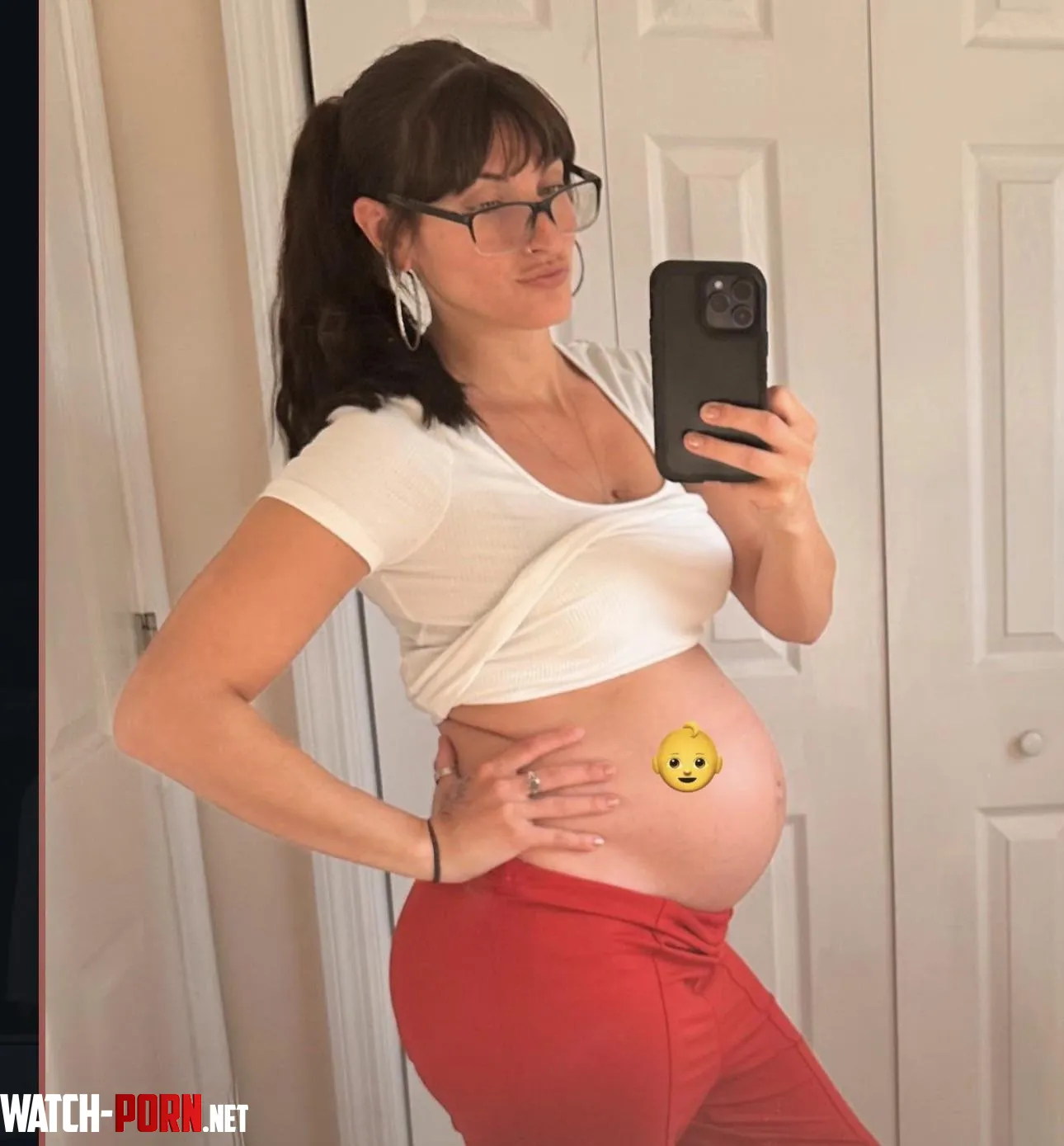 All belly 👀 by MsAdalinaDrake