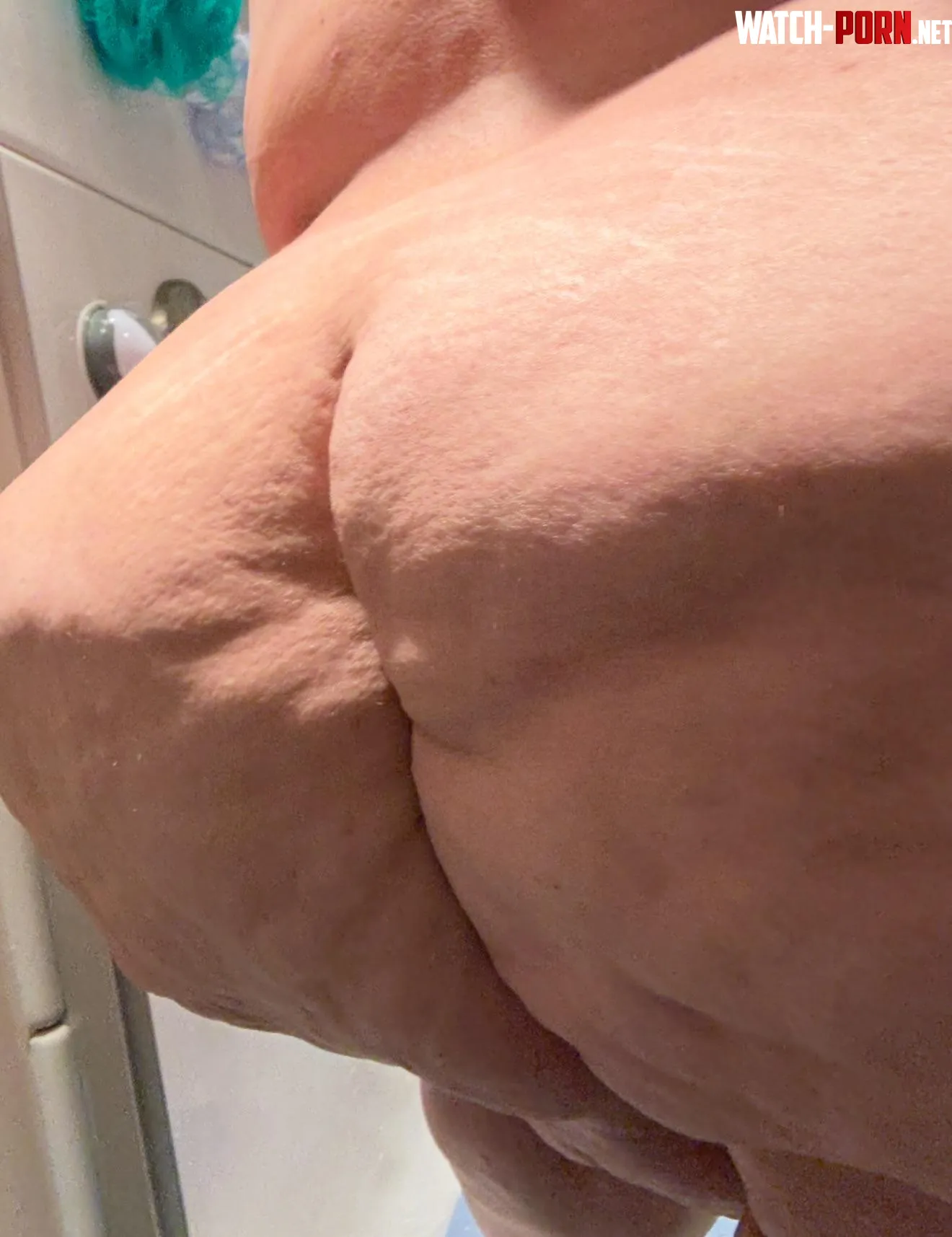 The perfect peach by Thisgirlisthatgirl