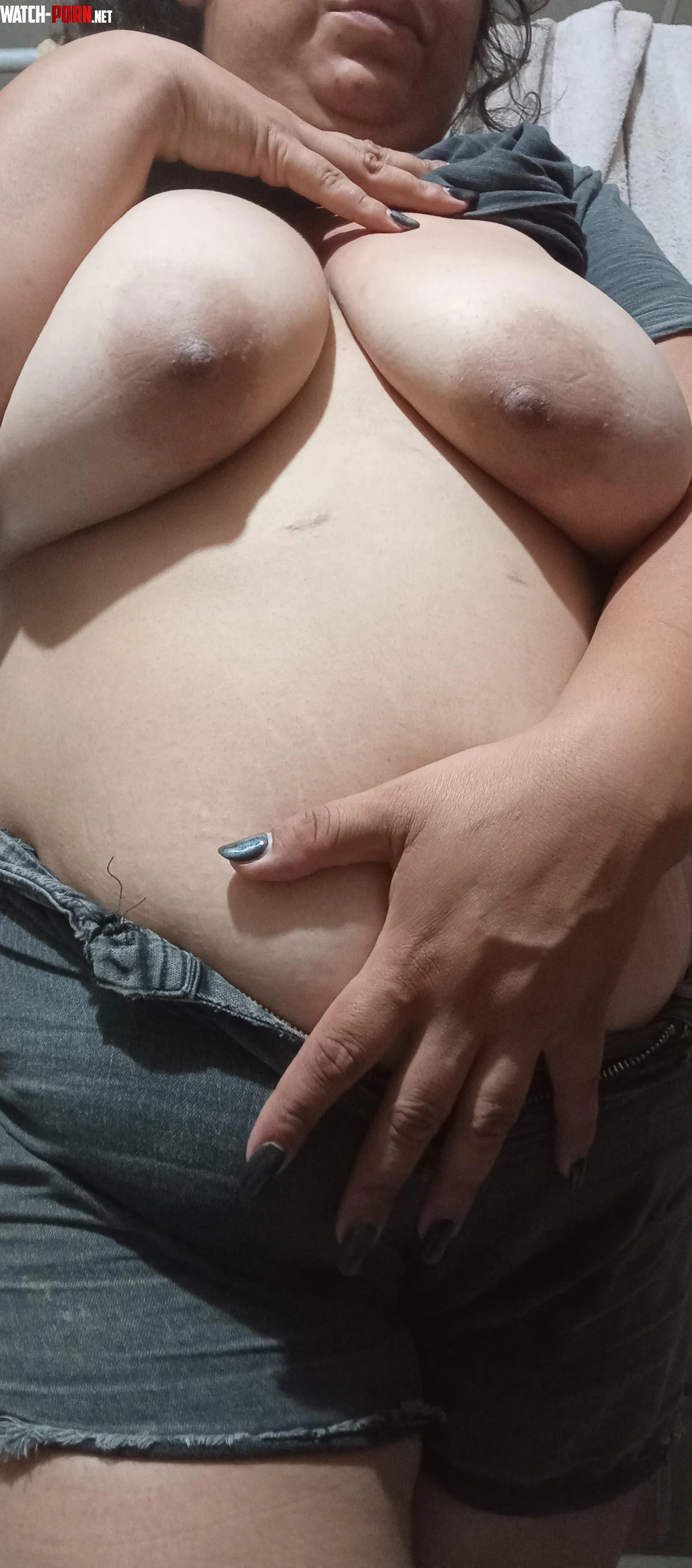 I'm ovulating and I'm very horny tonight by beluncha