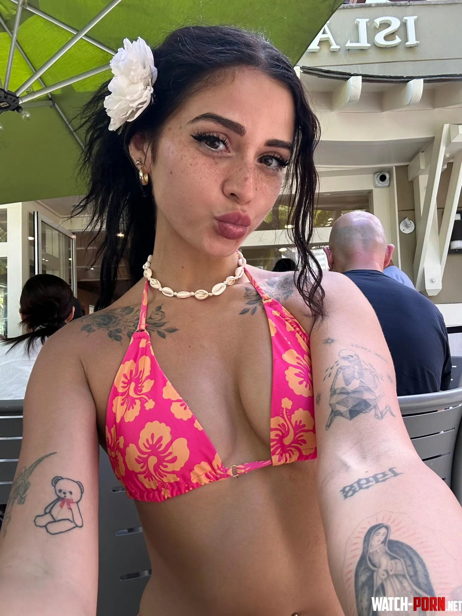 island girl🌺 by _torialorraine