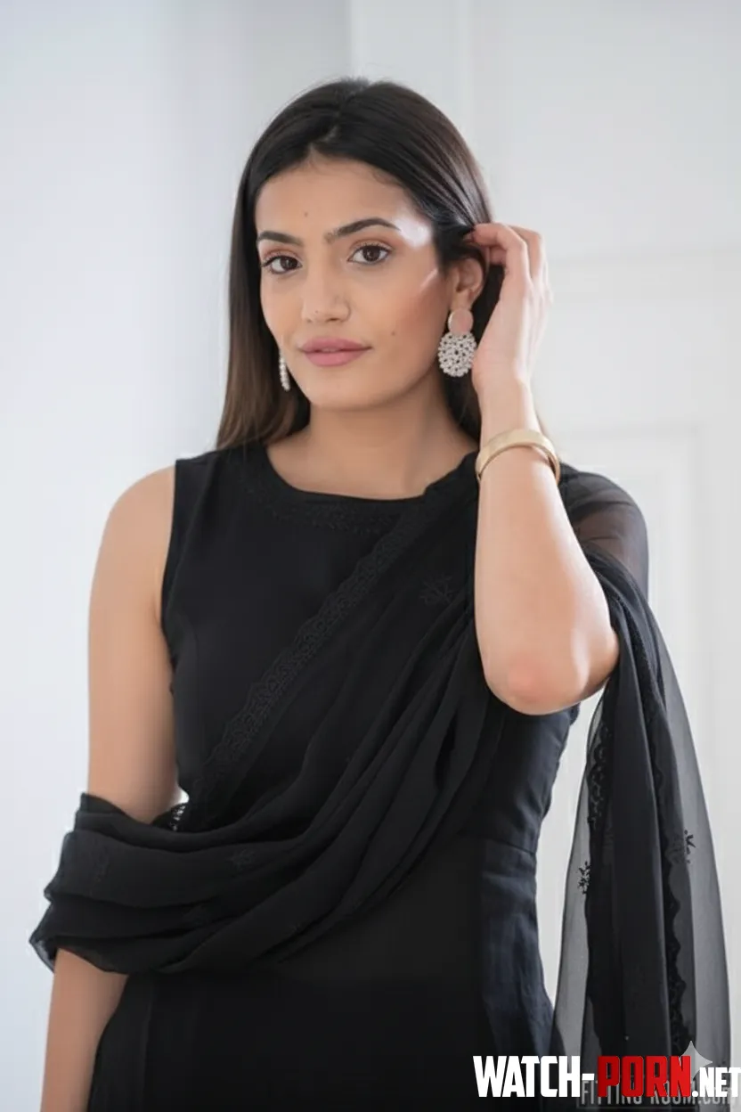 Carlota teen [penelope cross] by Potential-Height-342