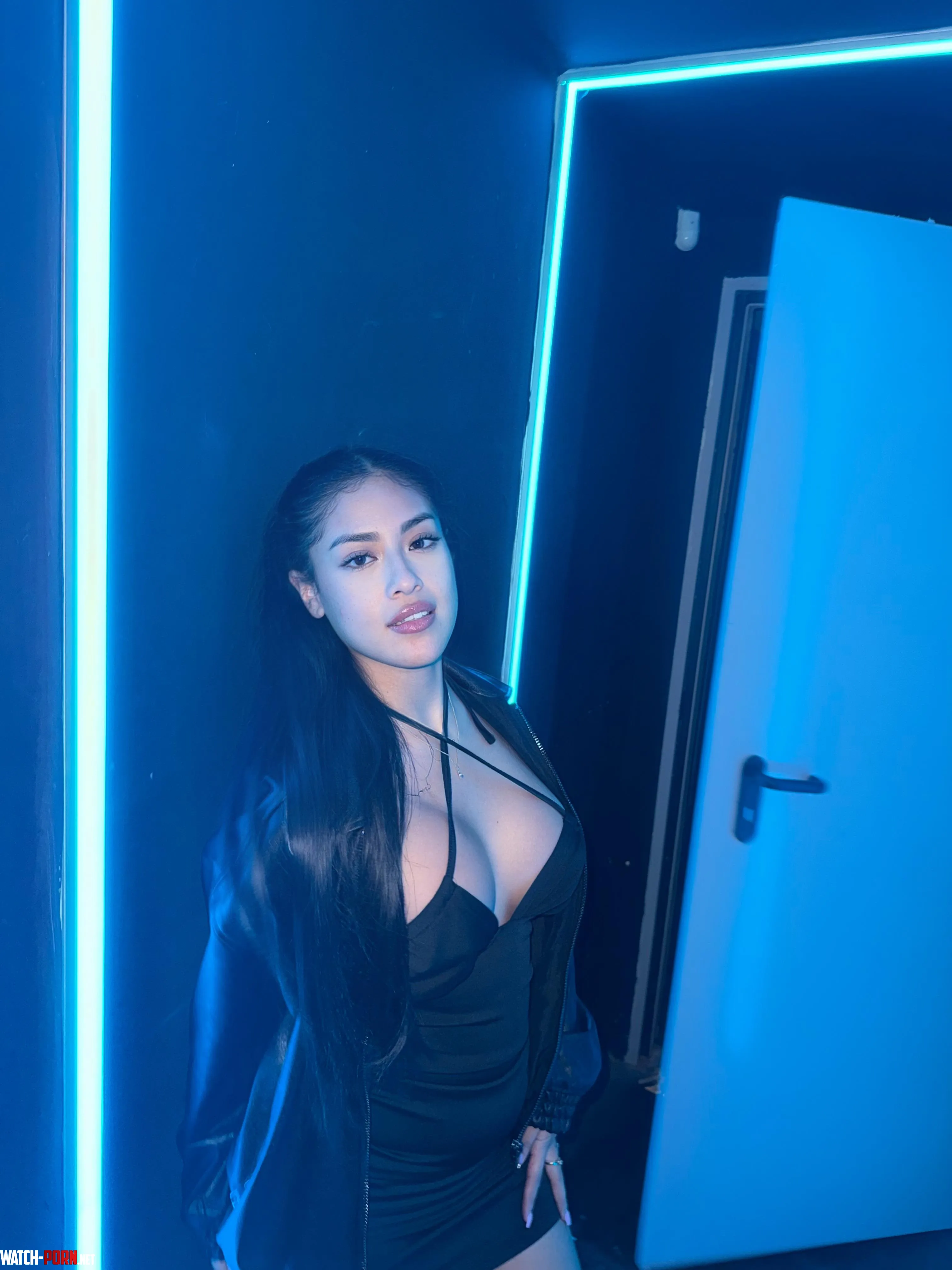 Never any lingerie when I go clubbing by Ticklish_and_Pickle