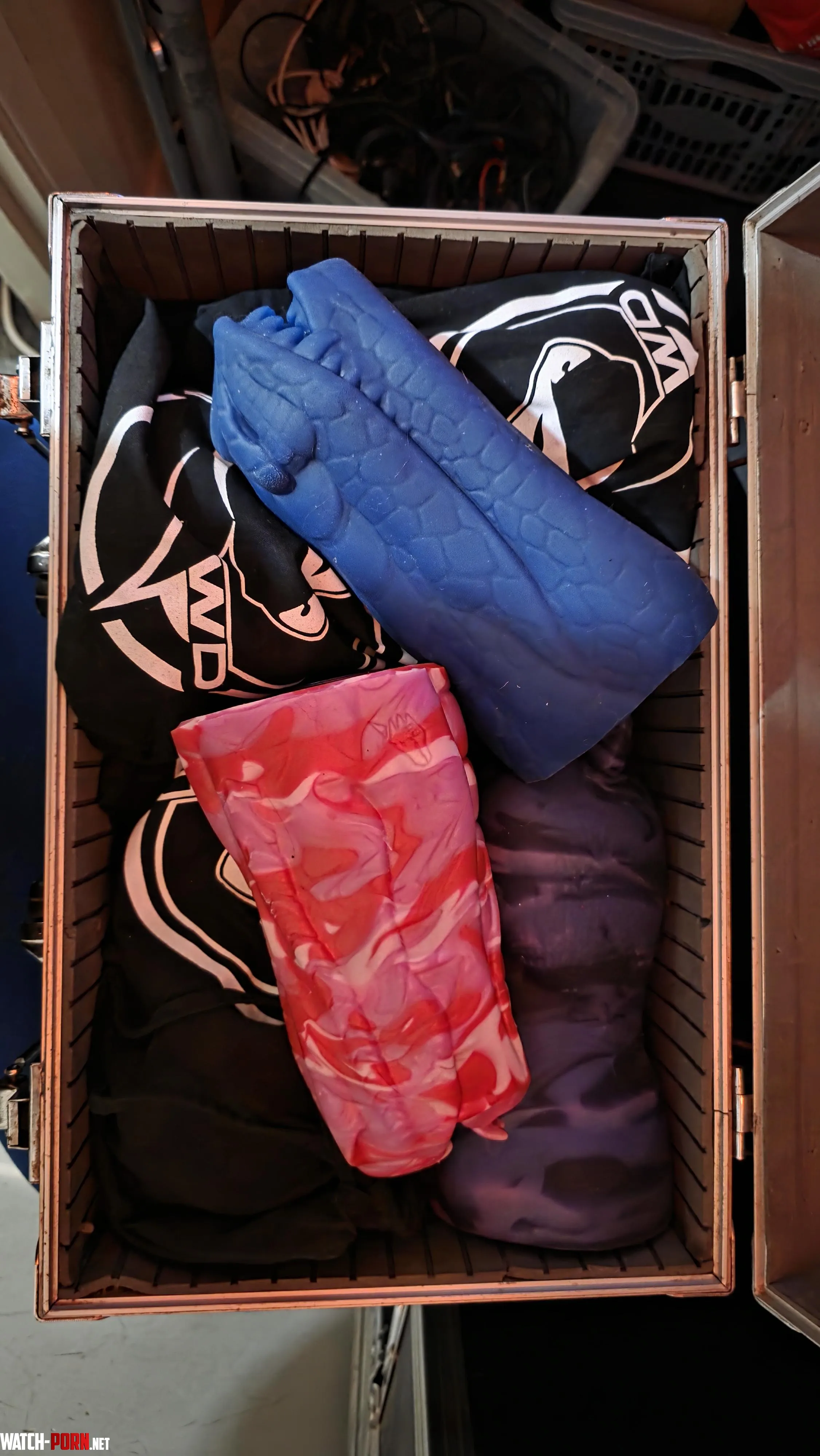 Could you imagine if I take the wrong flight case to work? 😬 🐲 by Omgdragonslol