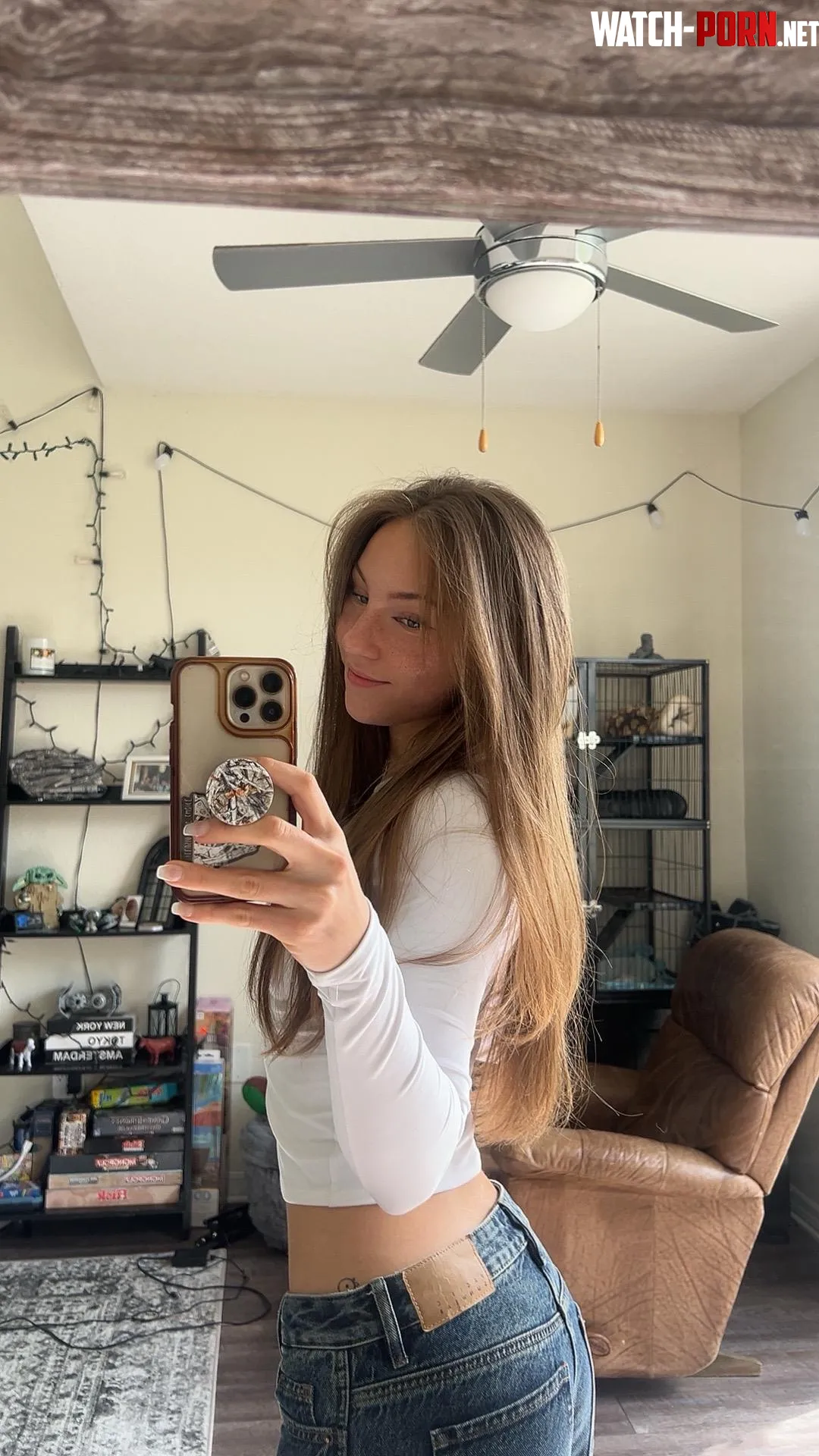 My hair actually looks decent for once by theanyalacey