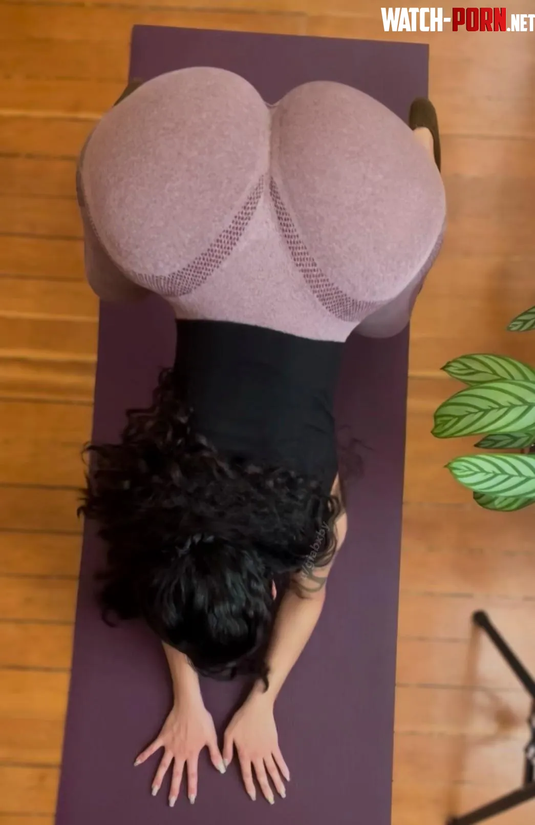 I’m getting really good at holding this position by giabxby