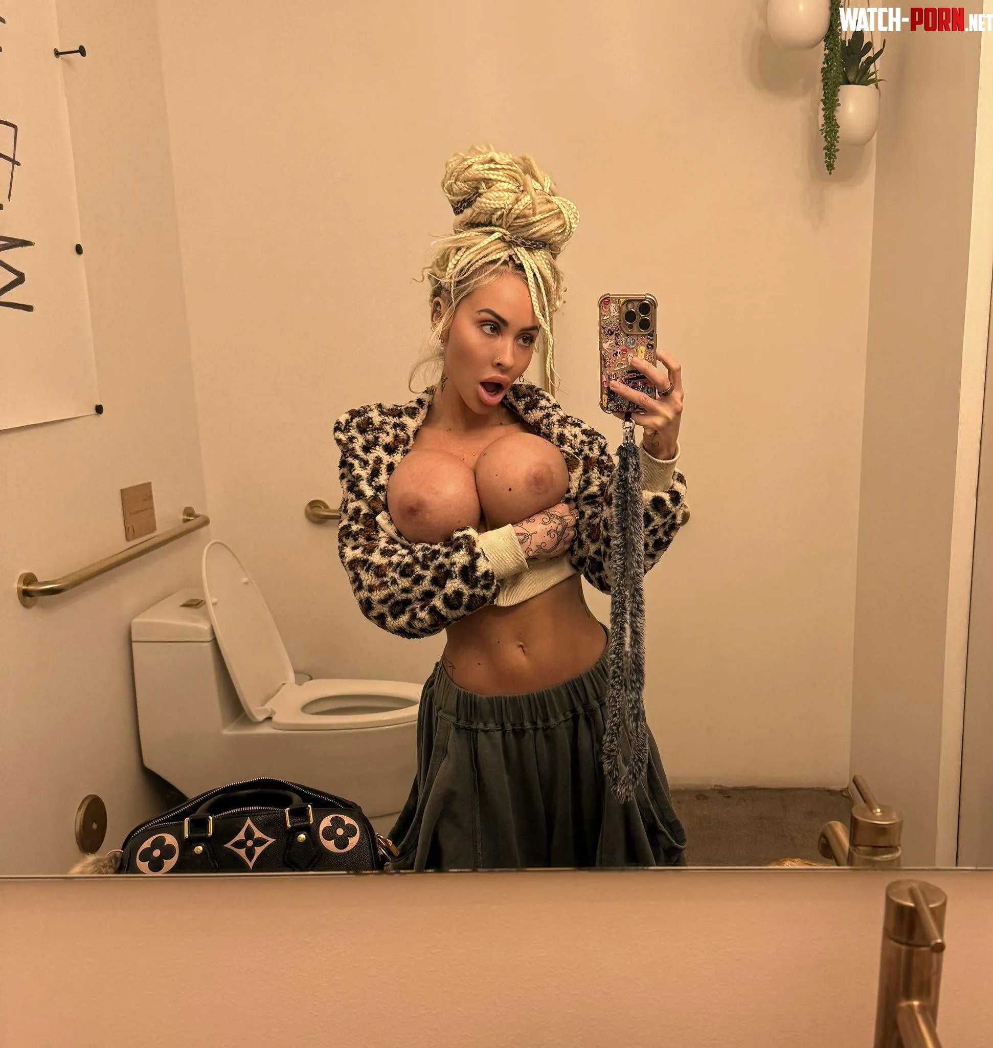 Danae Mari by HotHorst