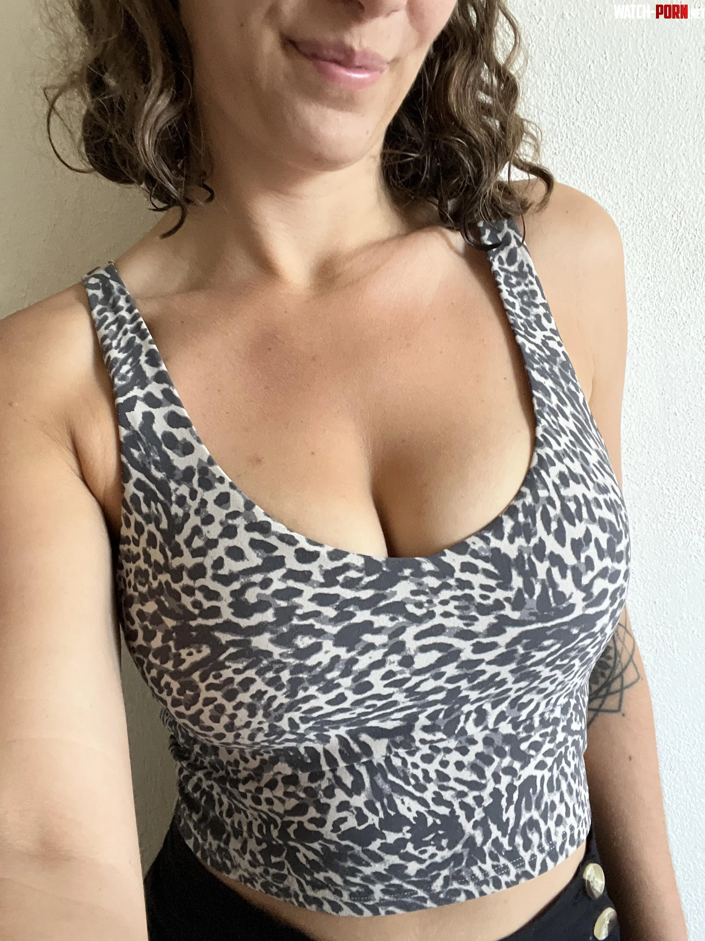 Please enjoy my natural cleavage by maplesyrup_girl