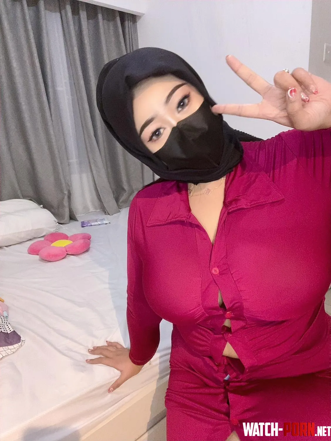 Button struggling by RetroAstroBabe