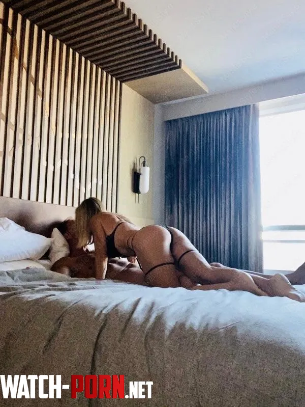 Book the room and enjoy the view while she makes herself comfortable 🍆😈 by XXXMantisStyle