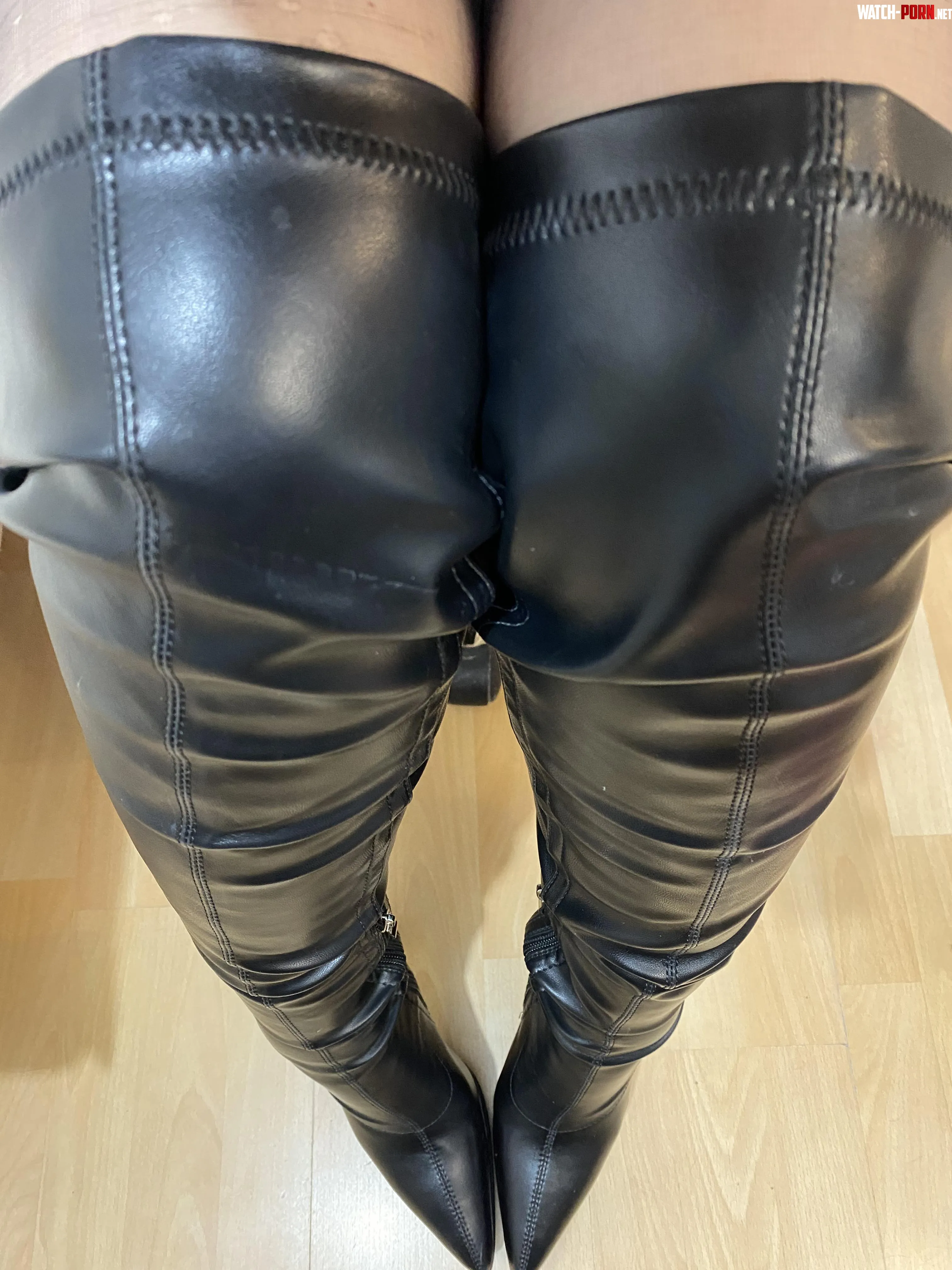 New leather boots by DeliciousExtent3358