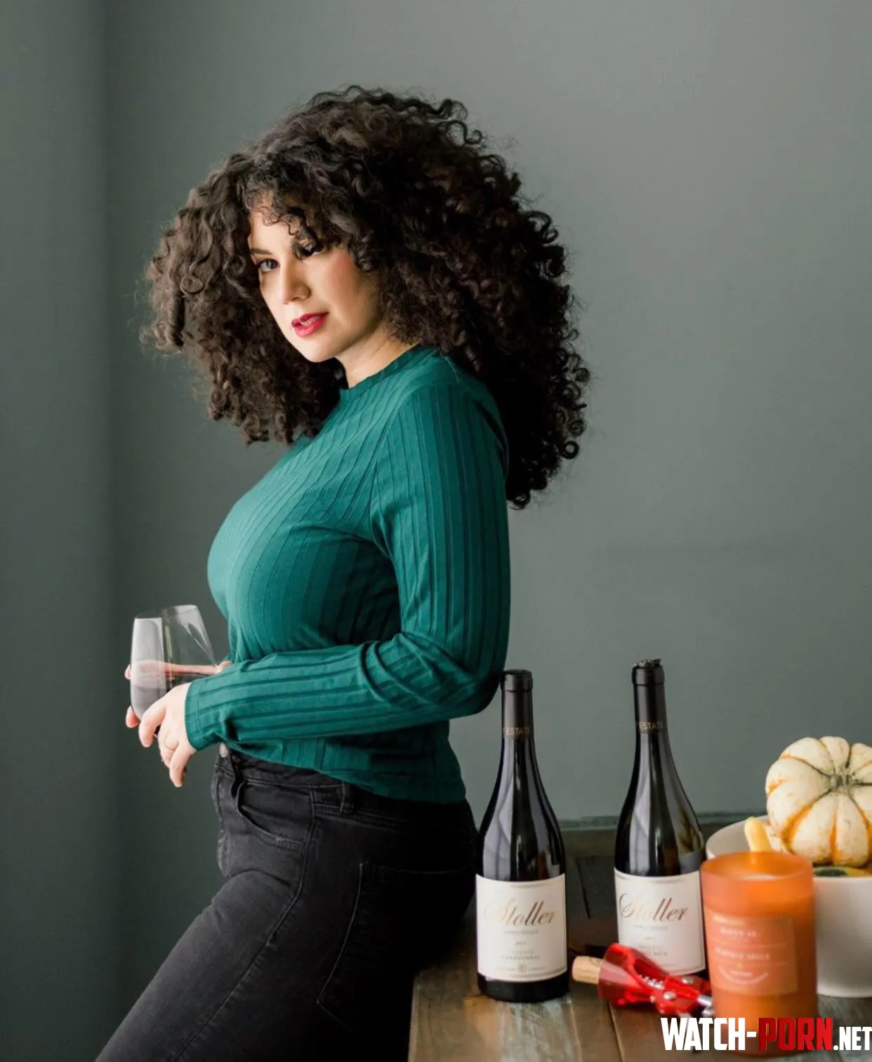 Curly and Curvy by movieman-Bob