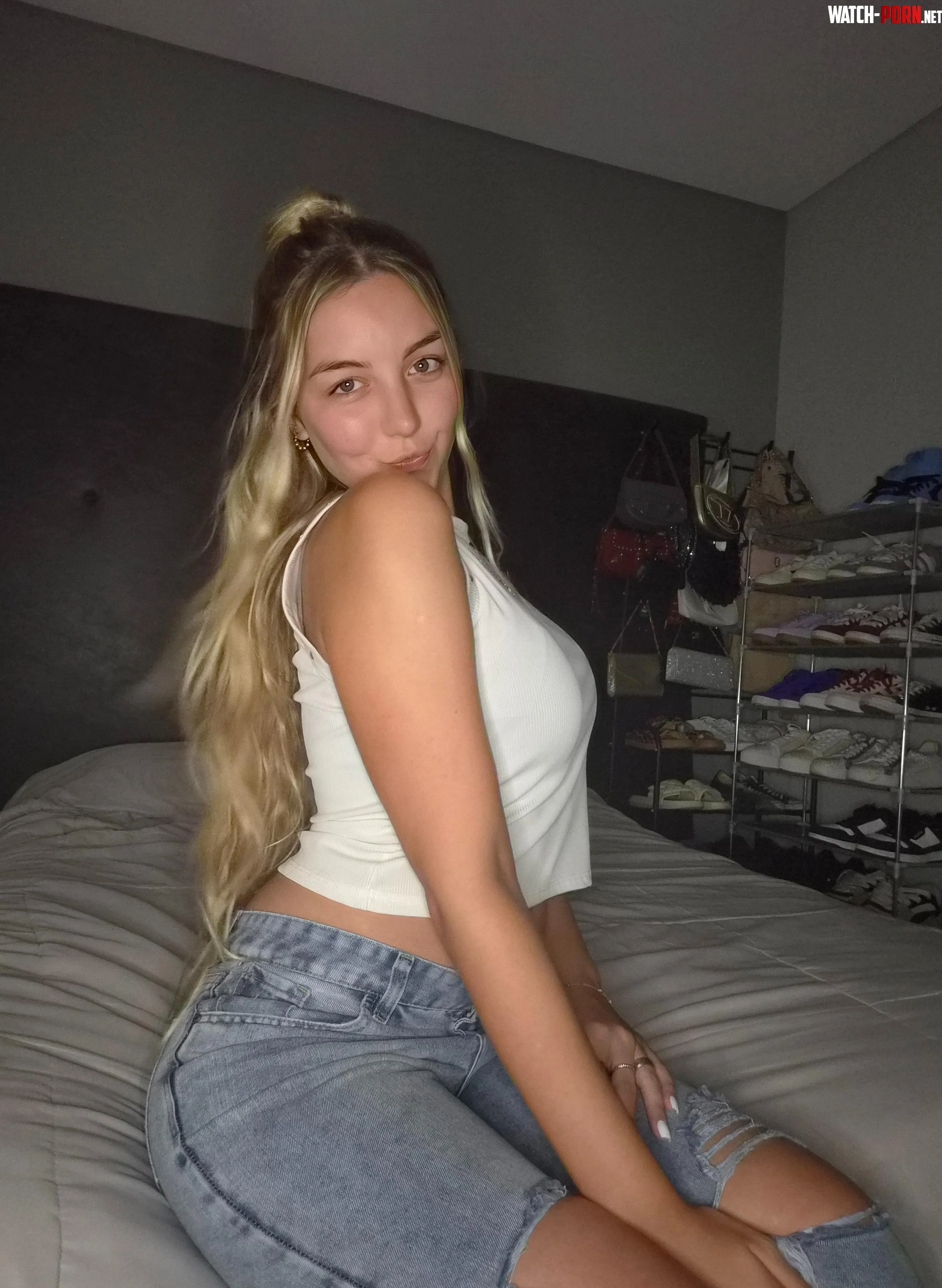 Always been a croptop girlie by AltruisticHazel584