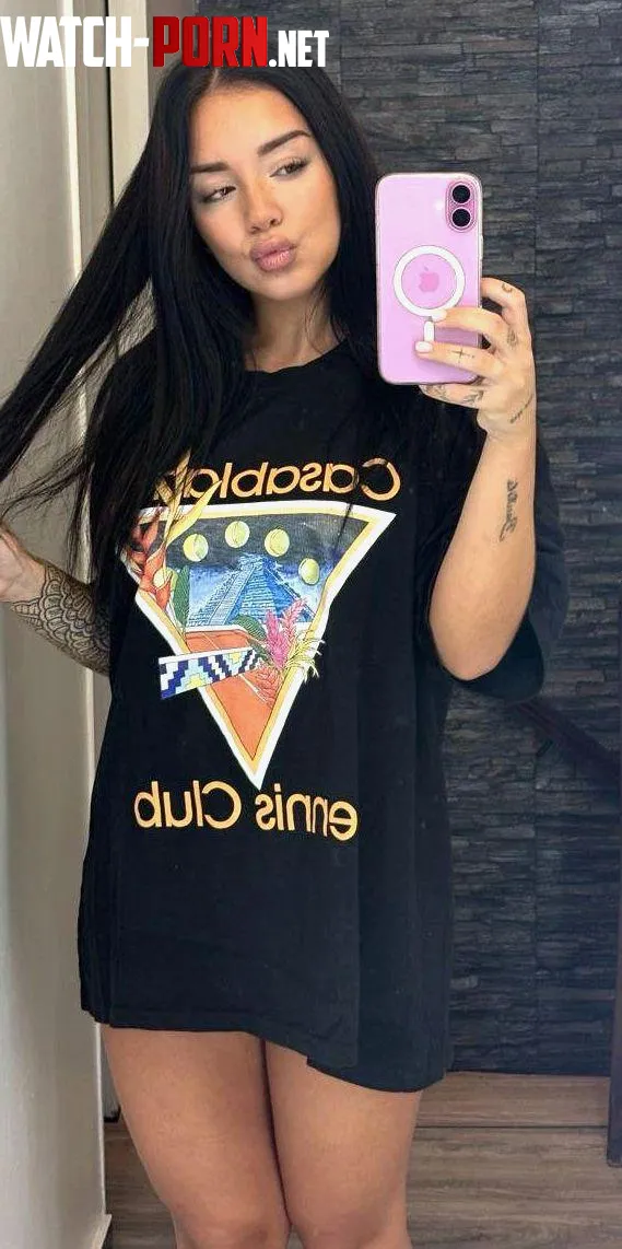 proof that mirrors can be enablers by SereneSorceressx