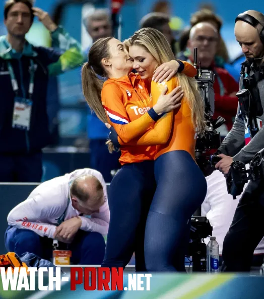 Jutta Leerdam & Femke Kok ~ Dutch speedskaters by Party_Mouse_429