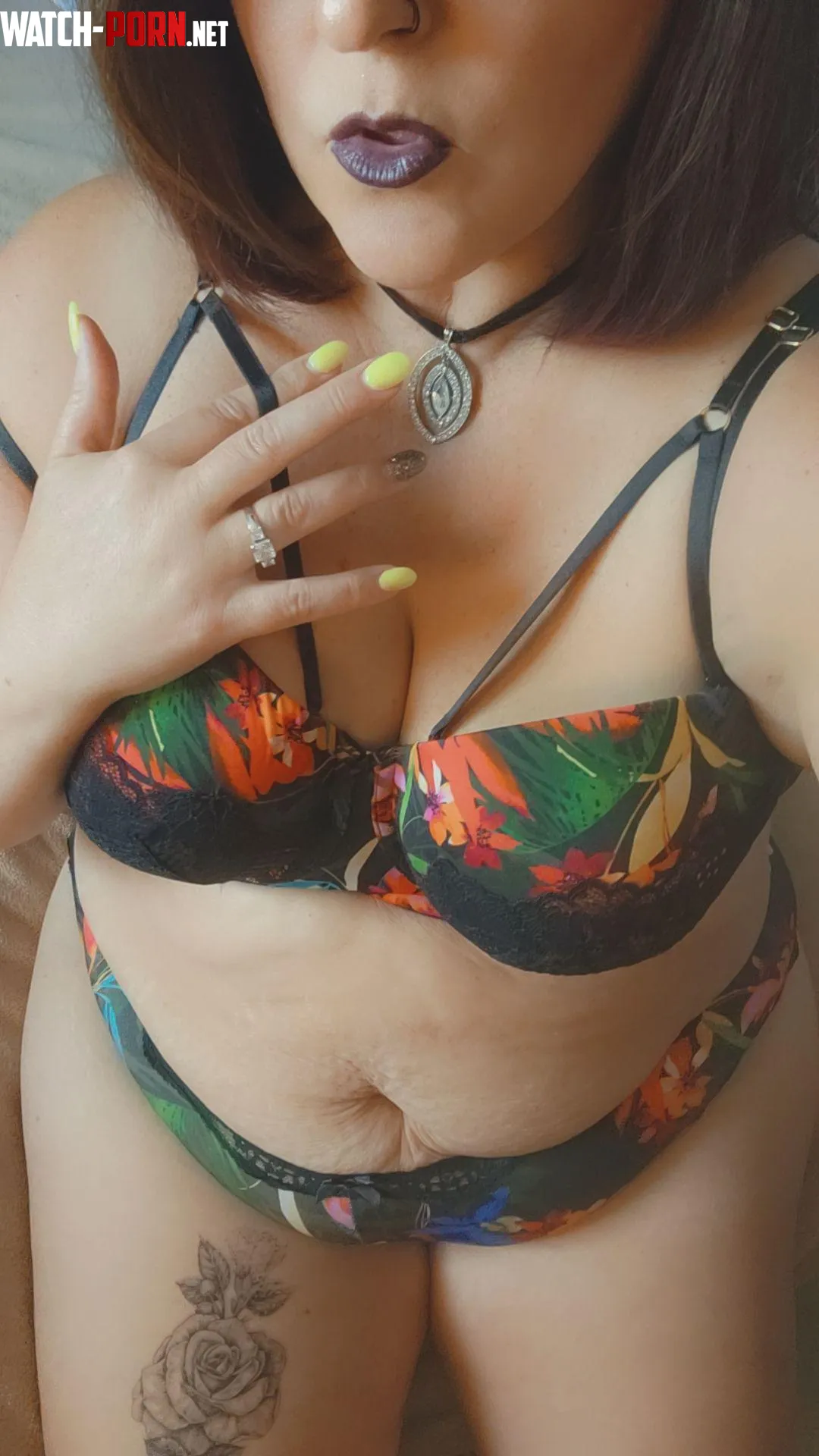 Tropic like it's hot by outdatedmum