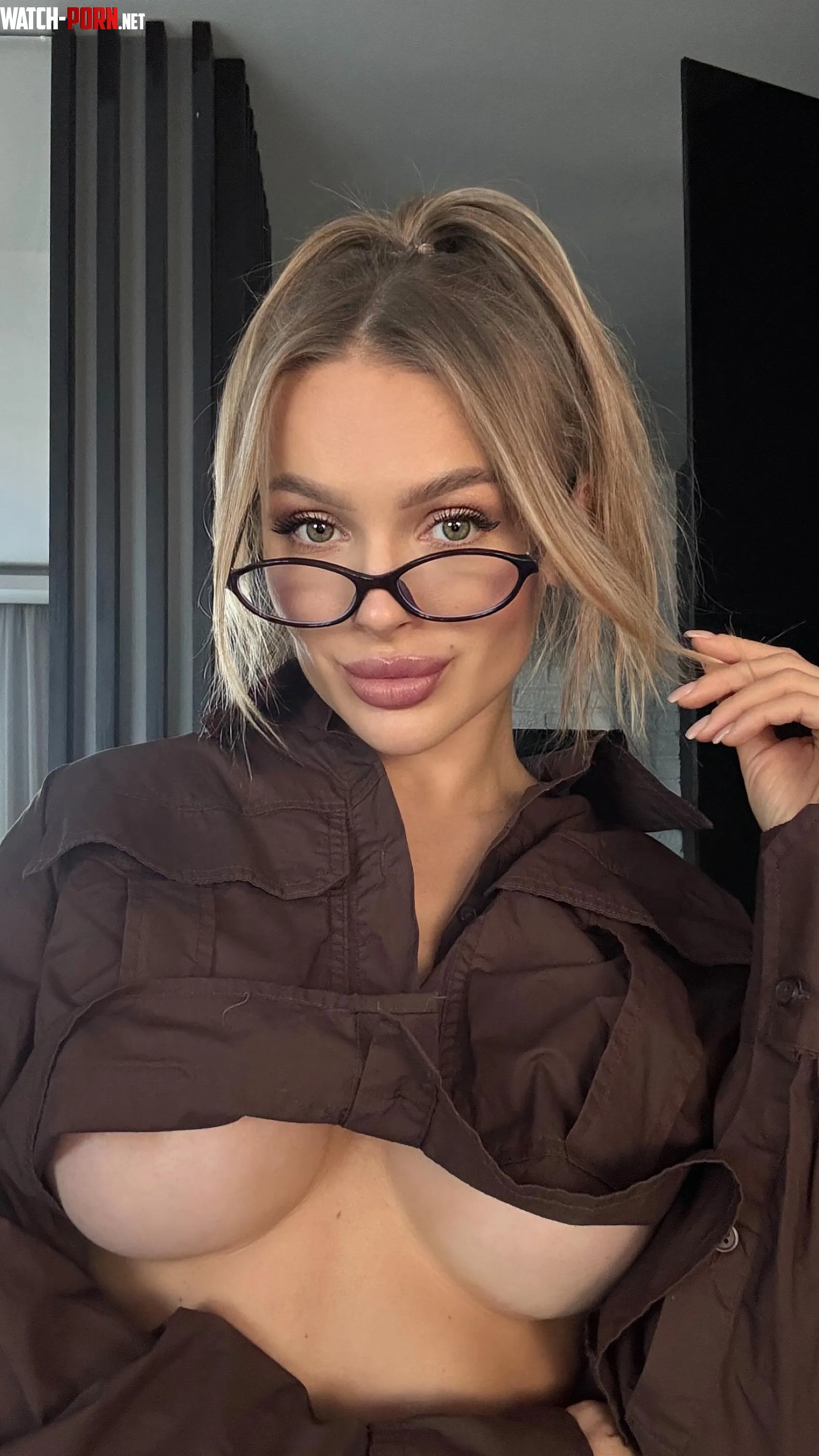 My glasses are fogging up from all this heat by KokomiStars