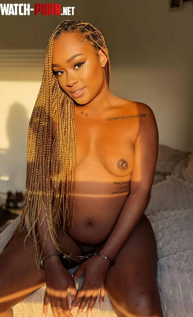 I wanna share my bed with someone right now by sweet__venus