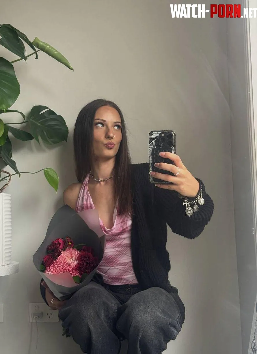 laid back and happy by mochacaramela