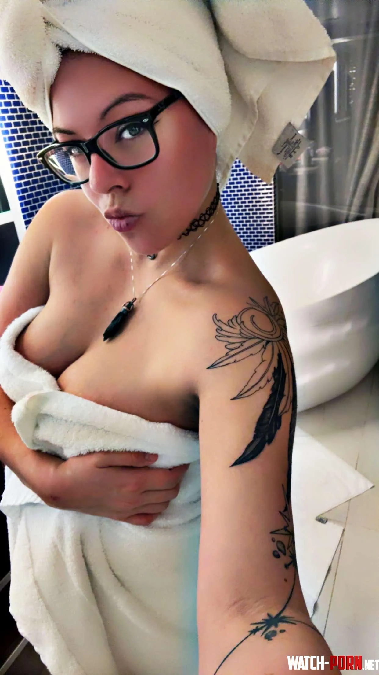 I had a pink bathbomb is was the best 🩷 by OneCosmicAura