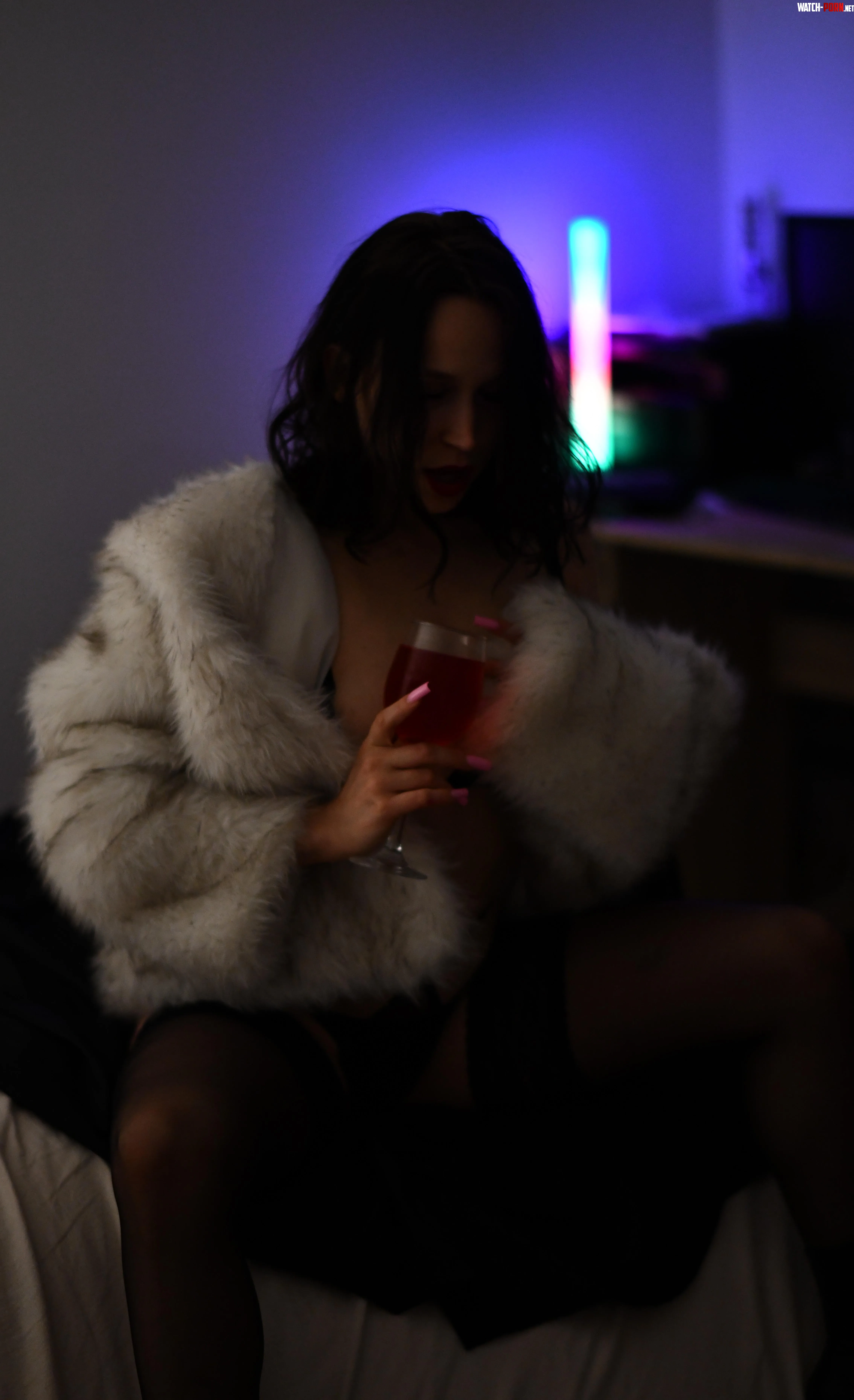 dim lights, brunette trouble... by Karina_only