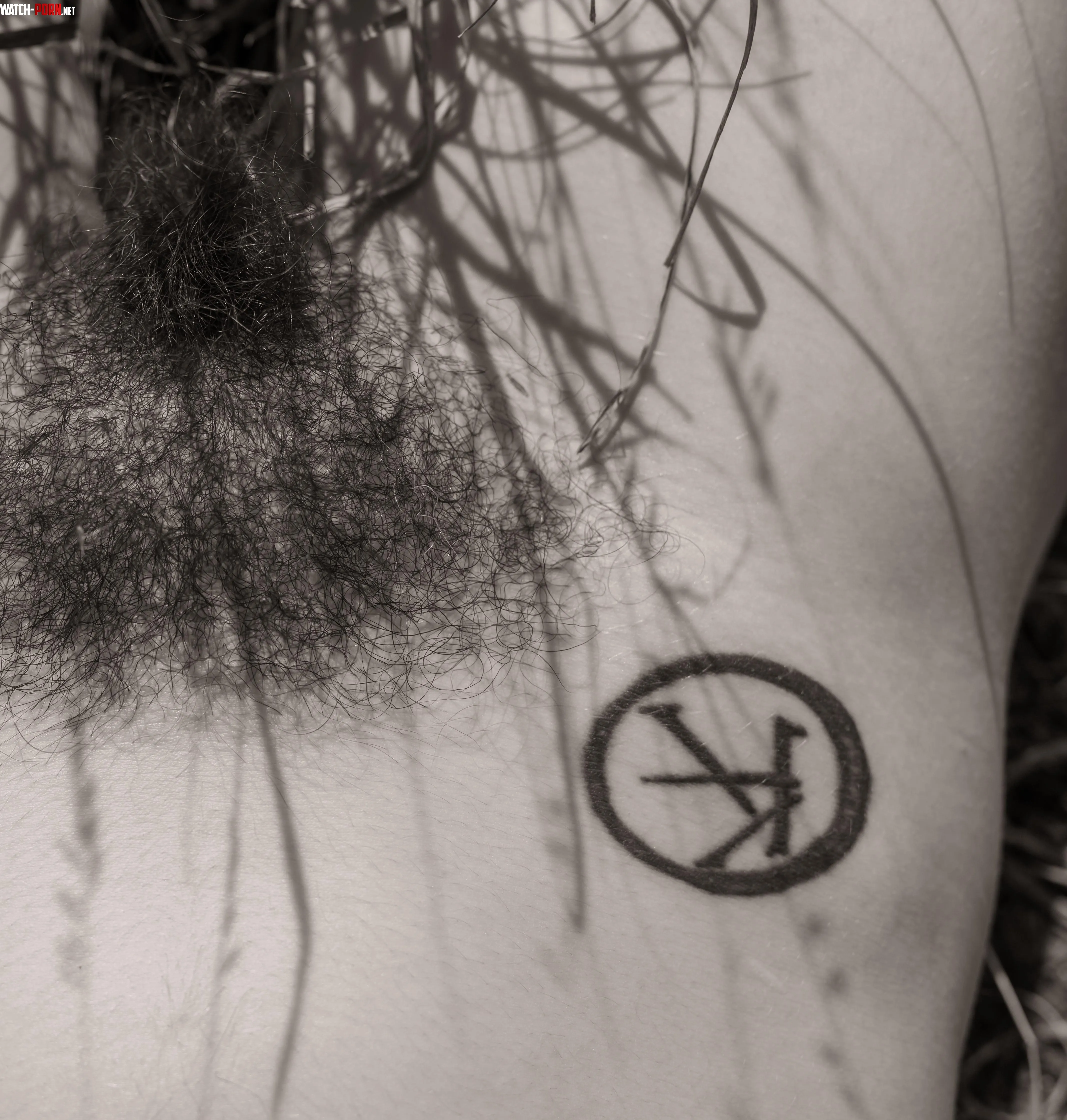 shadow's caress (self shot) by _creature_feature