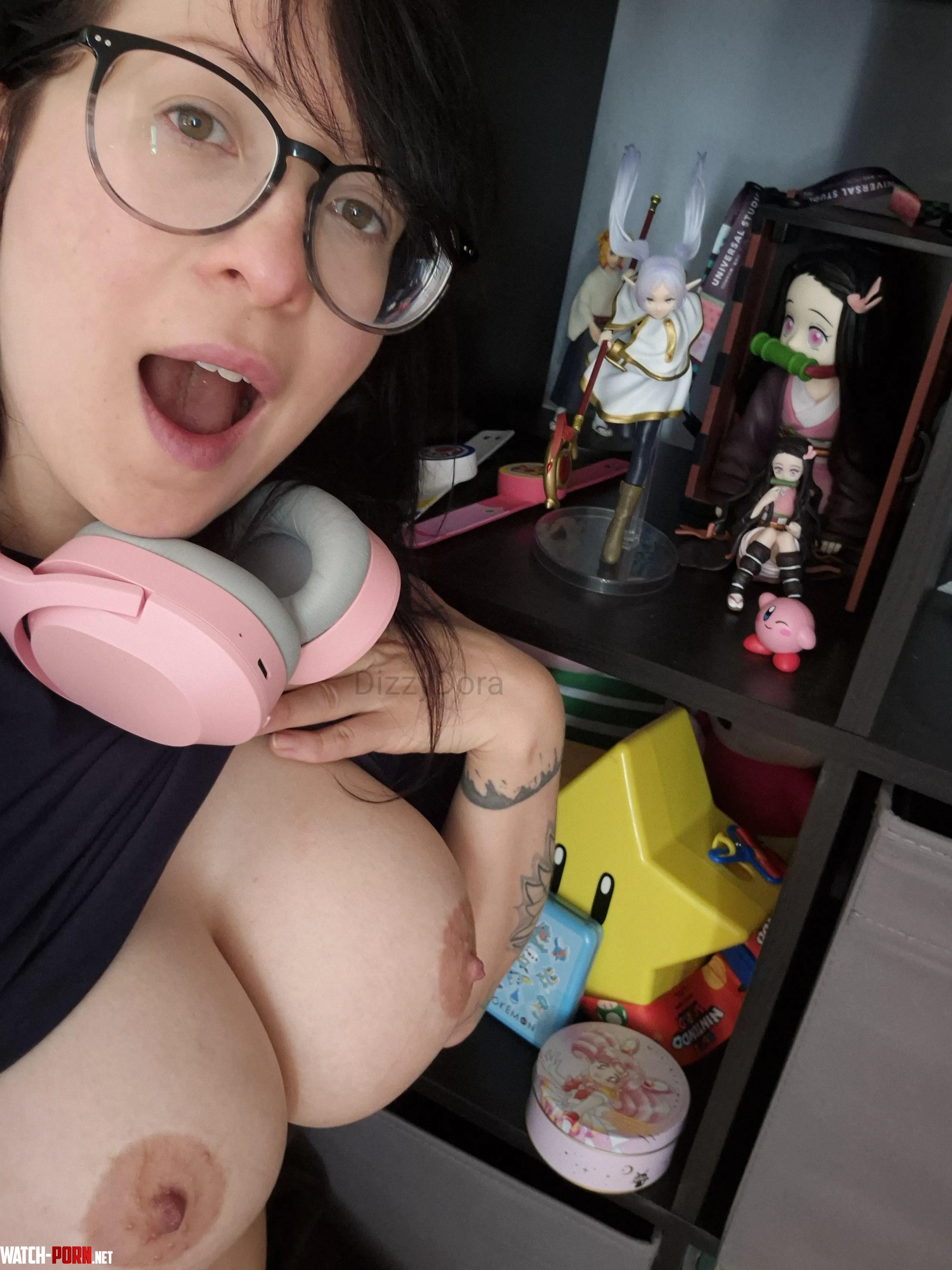 Im 100% boobs by DizzyDora_