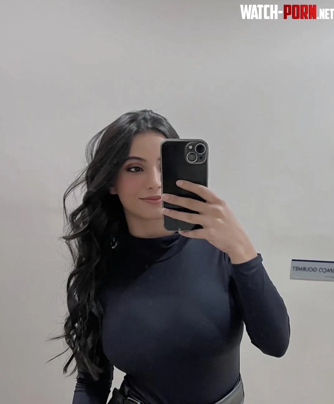 Busty Italian by playanesee