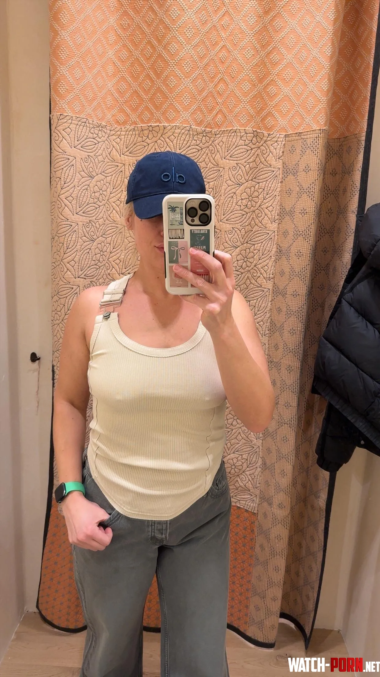 Fitting room by NurseBrooklynx