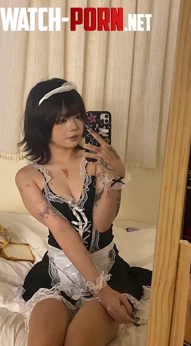 Cute maid at your service! by xufejiloci1j2j9f7