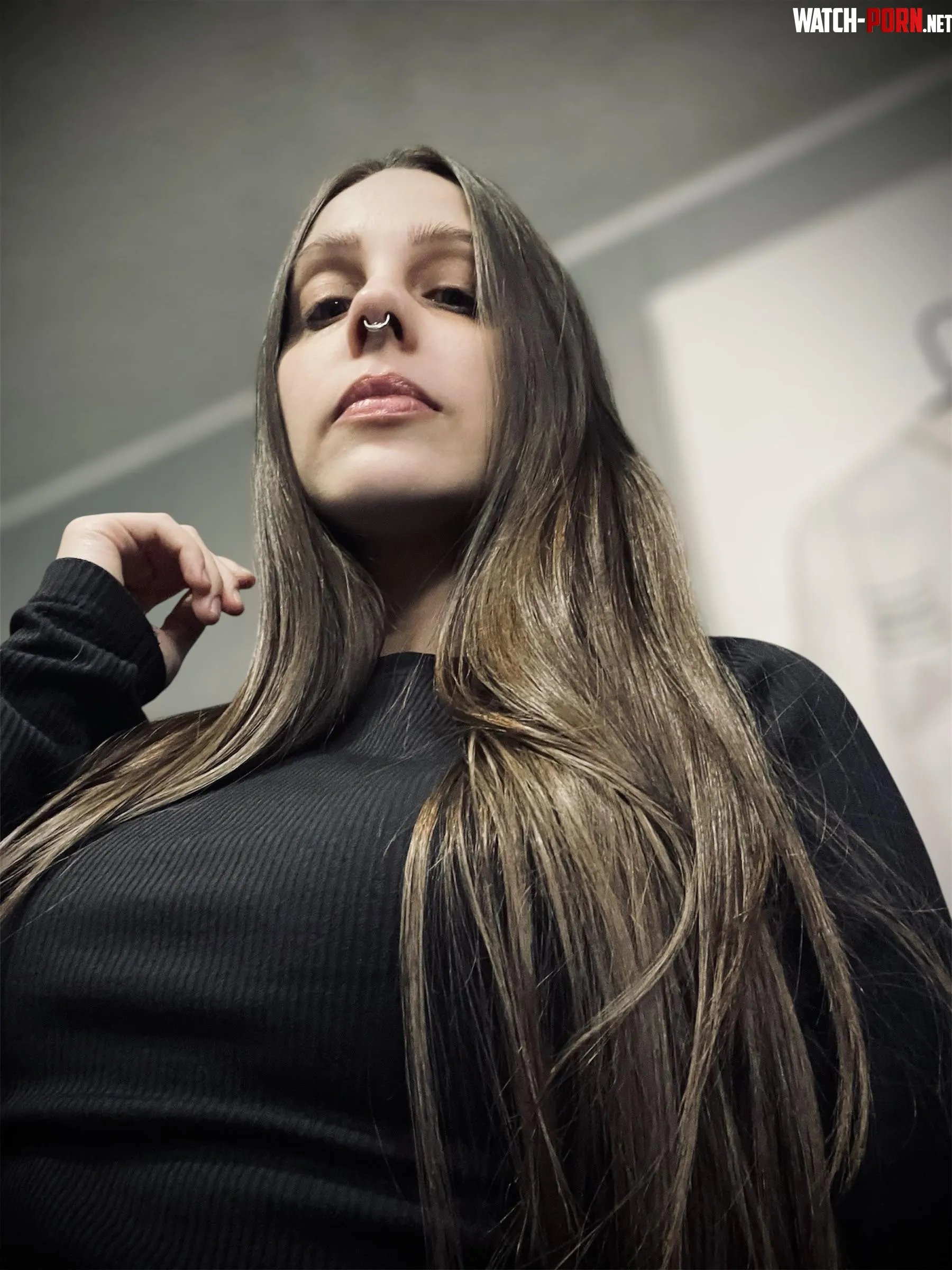 You look so pretty on your knees 🖤 by GoddessOlive_