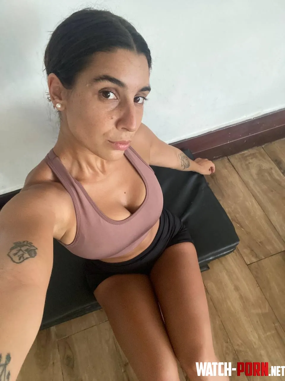 Training in the heat! ❤️‍🔥🥵 by chrissy-fit