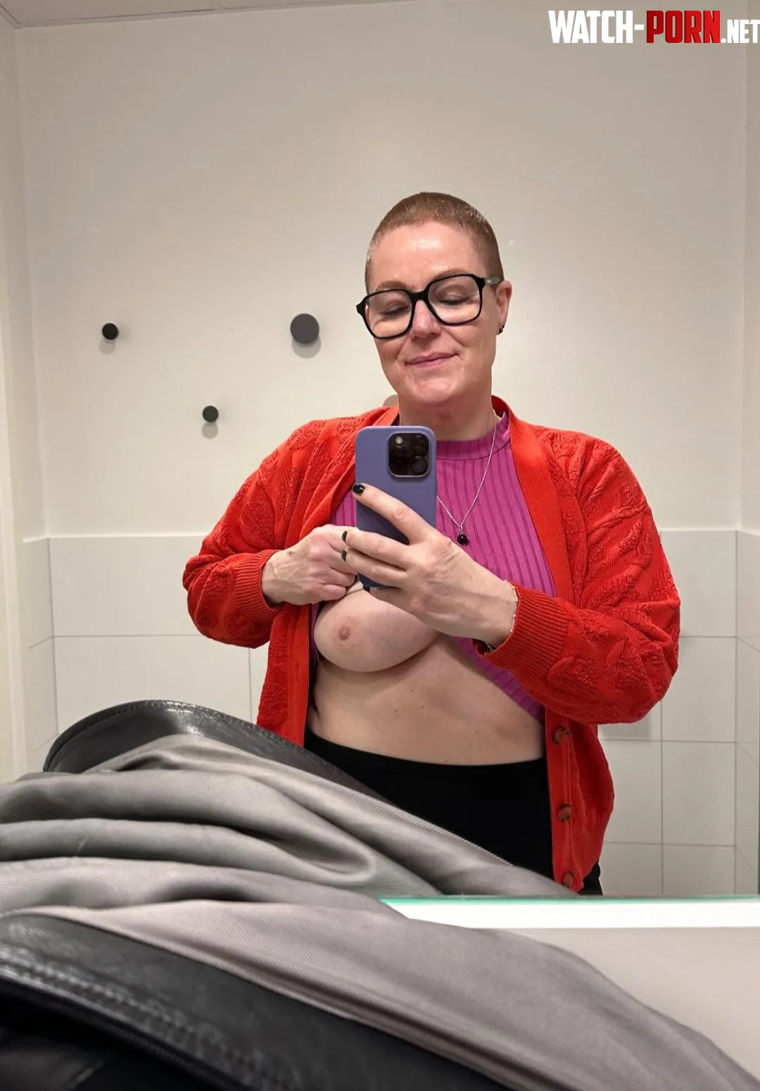 Söt by alltidsolsken