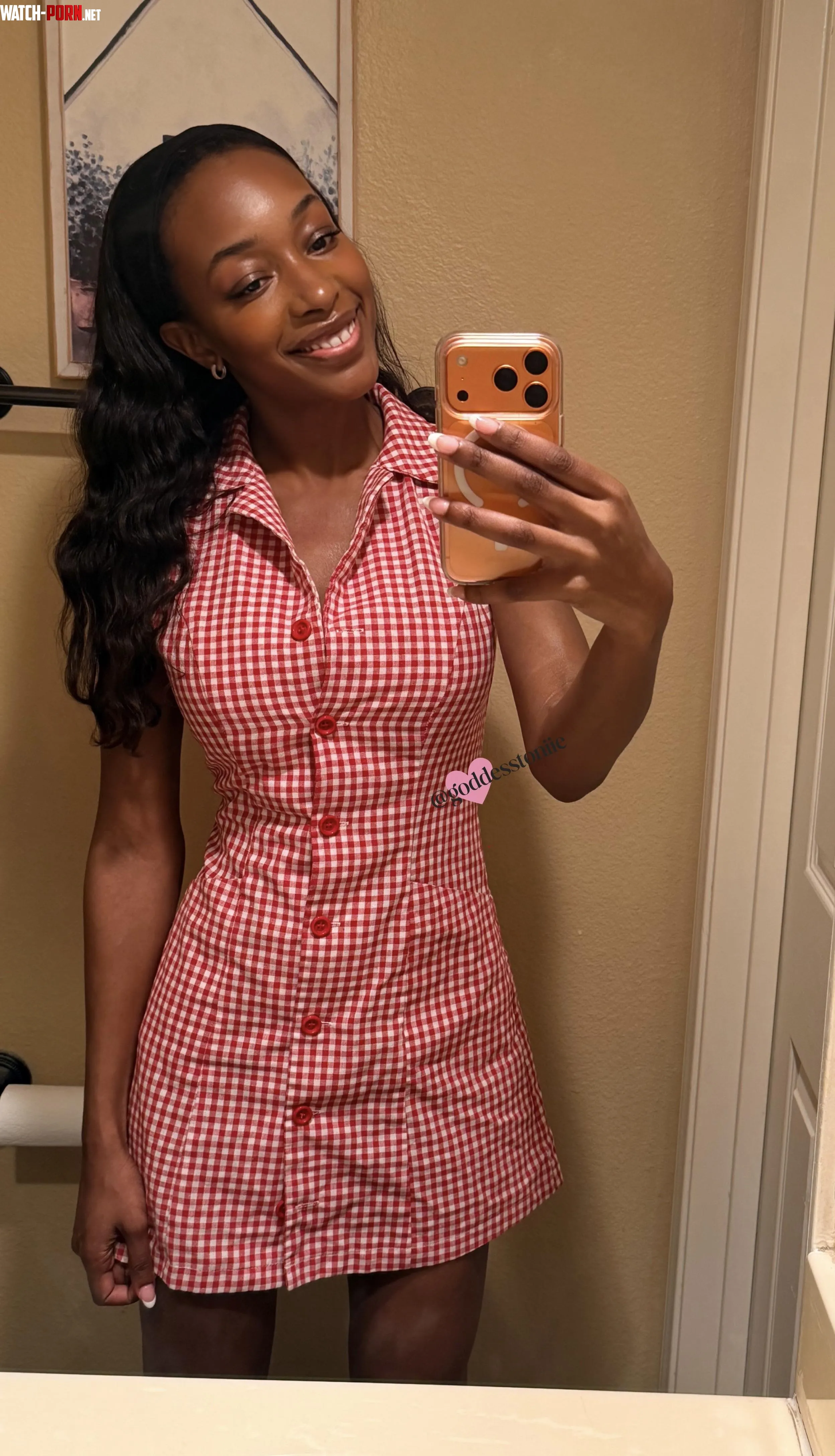 Do you like my dress? by GoddessToniie